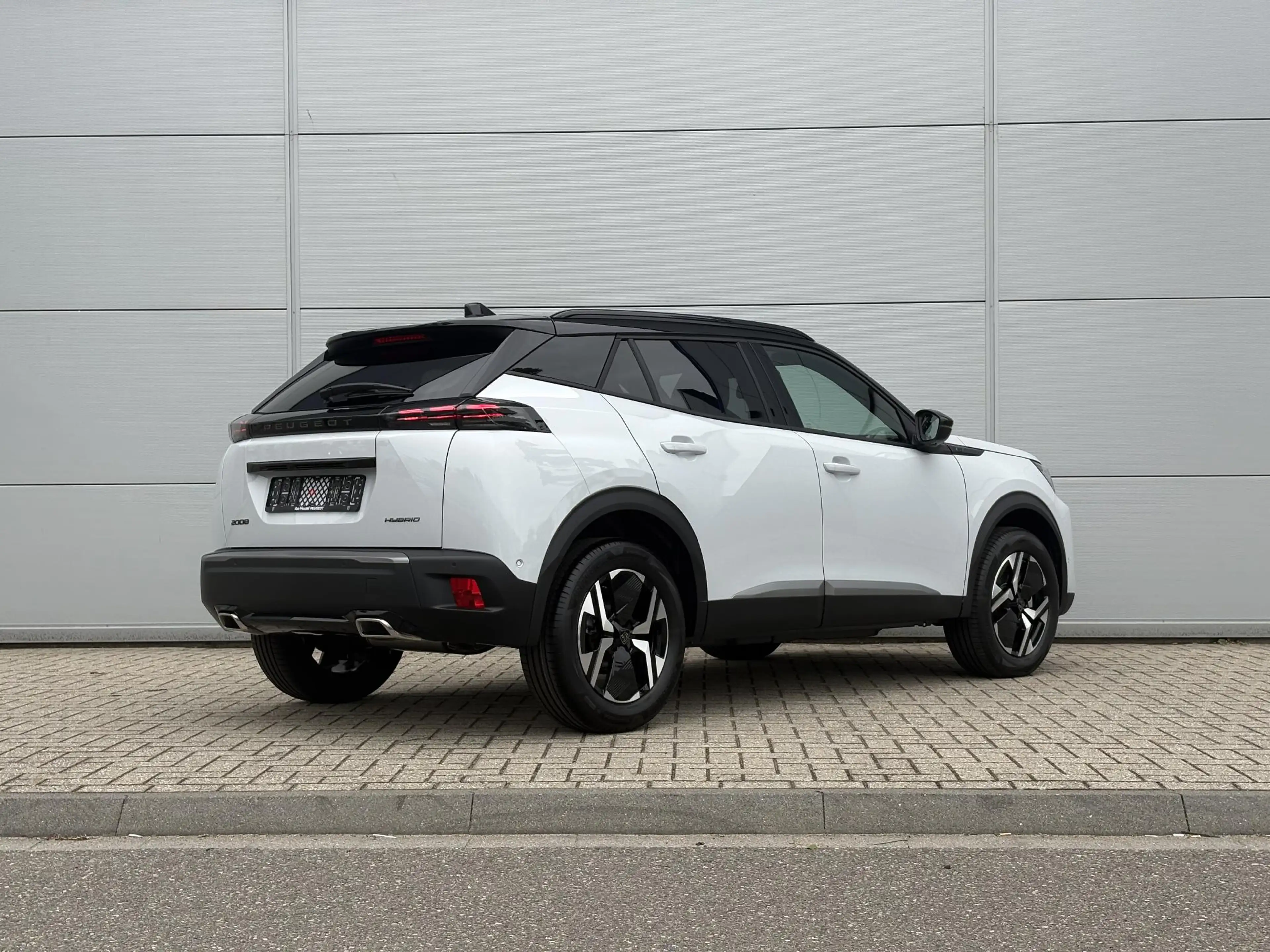 Peugeot 2008 1.2 Hybrid 145 GT | Elektrische stoelen | Adaptiev — photo 6