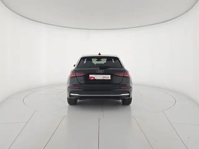 Audi A3 view 4