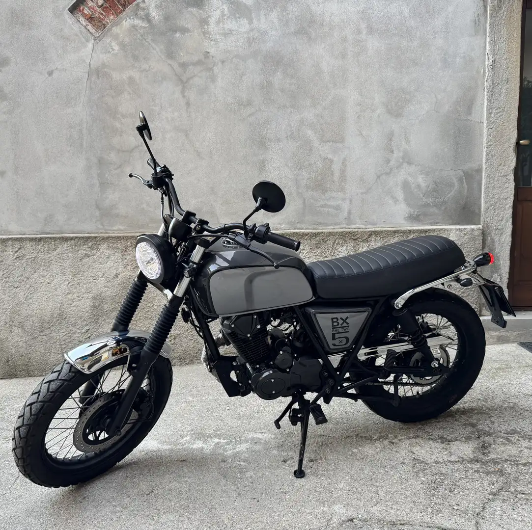 Brixton BX 125 Szürke - 2