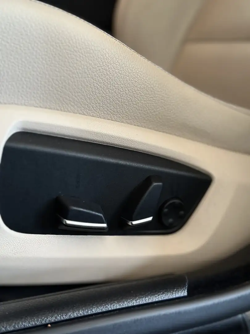 BMW 520 520d Touring Business 190cv auto - Euro 6 - 2