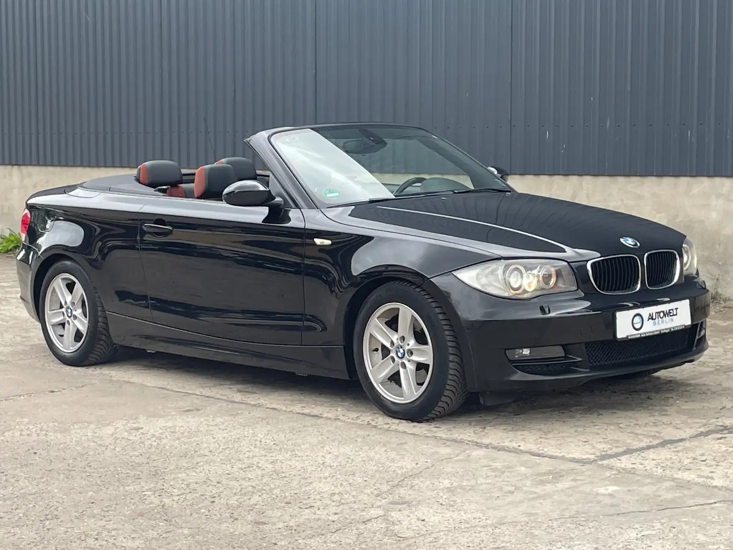 BMW 120 120i Cabrio*Xenon*47.000KM*2.Hand*170PS*Leder* Czarny - 1