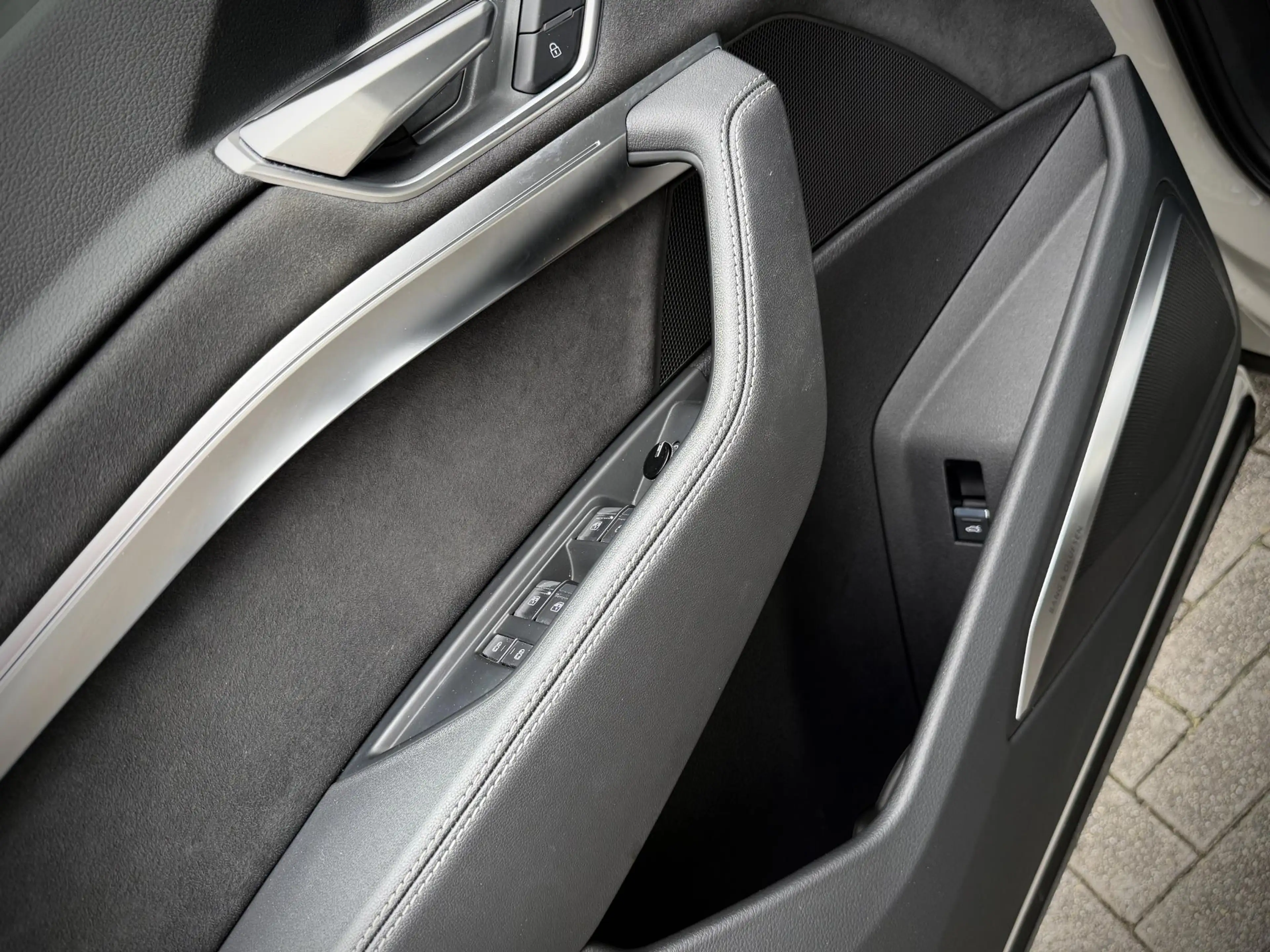 Audi e-tron 50 Quattro S line Black Edition/Pano/Krijt/96%SOH — photo 24
