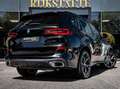 BMW X5 xDrive45e High Executive|PANO|ACC|M-SPORT|H&K|21'' Zwart - thumbnail 5