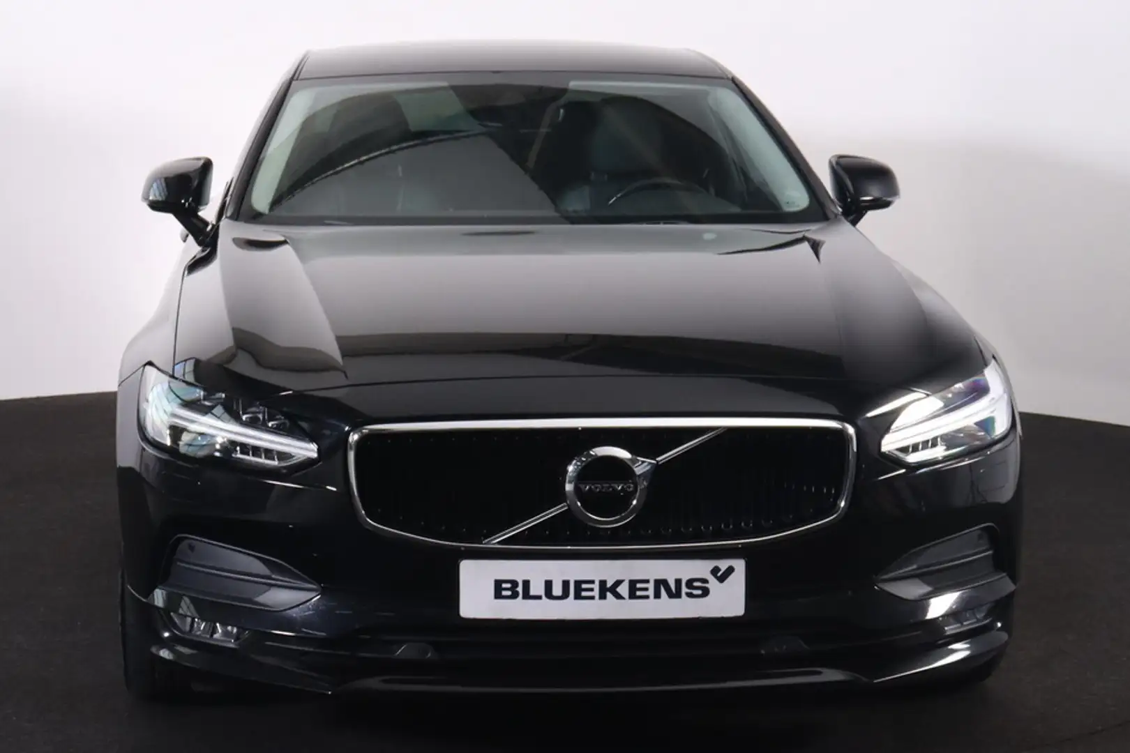Volvo S90 T5 Momentum - Adaptive Cruise Control - Pilot Assi Schwarz - 2