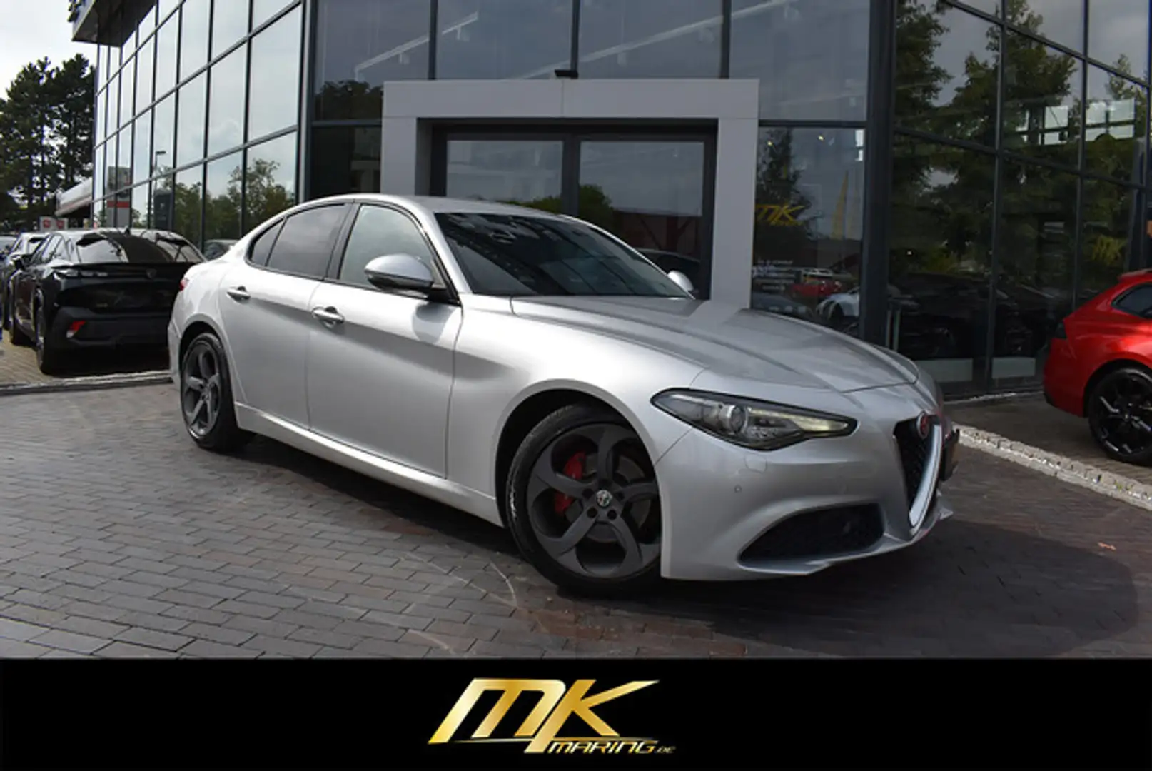 Alfa Romeo Giulia Super 2.2 JTDm AT8 *NAVI*SPORT*18ZOLL*XEN Grau - 1