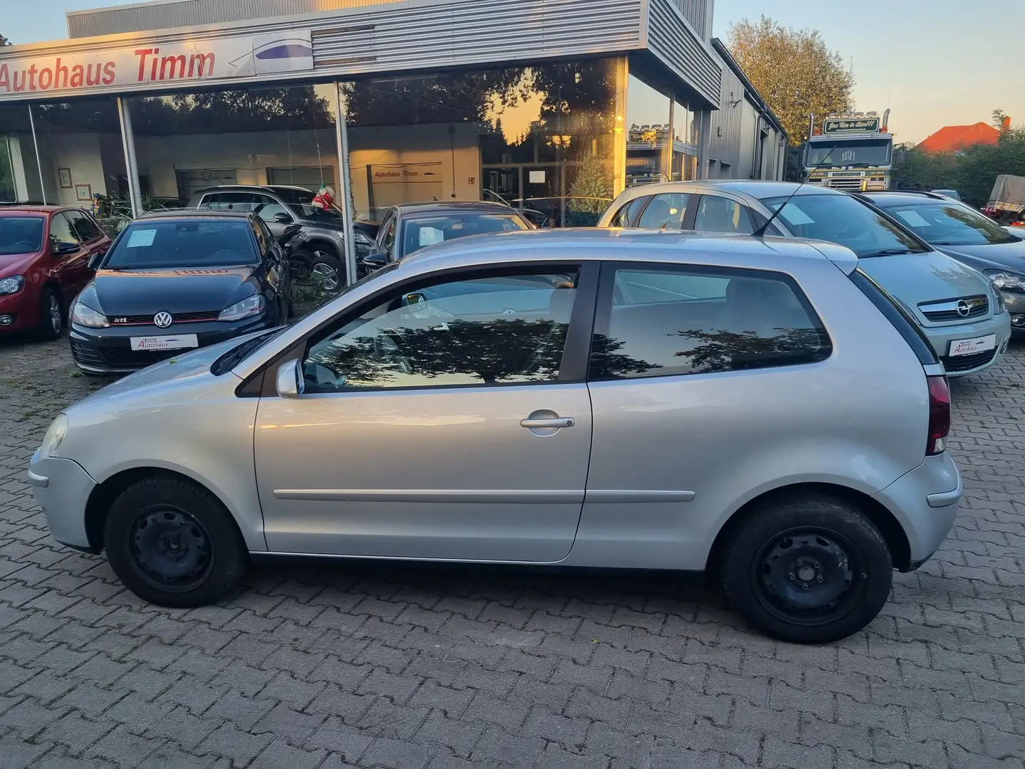 Volkswagen Polo Polo IV 3-Türer 1.4 Comfortline Silber - 2