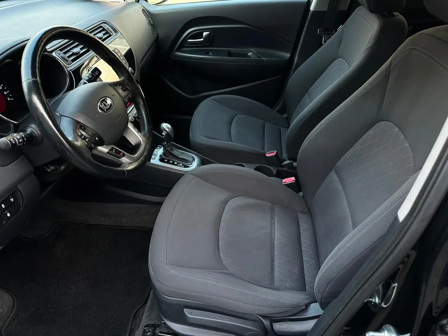 Kia Rio UEFA Euro 2016 NAVI KAMERA Schwarz - 2