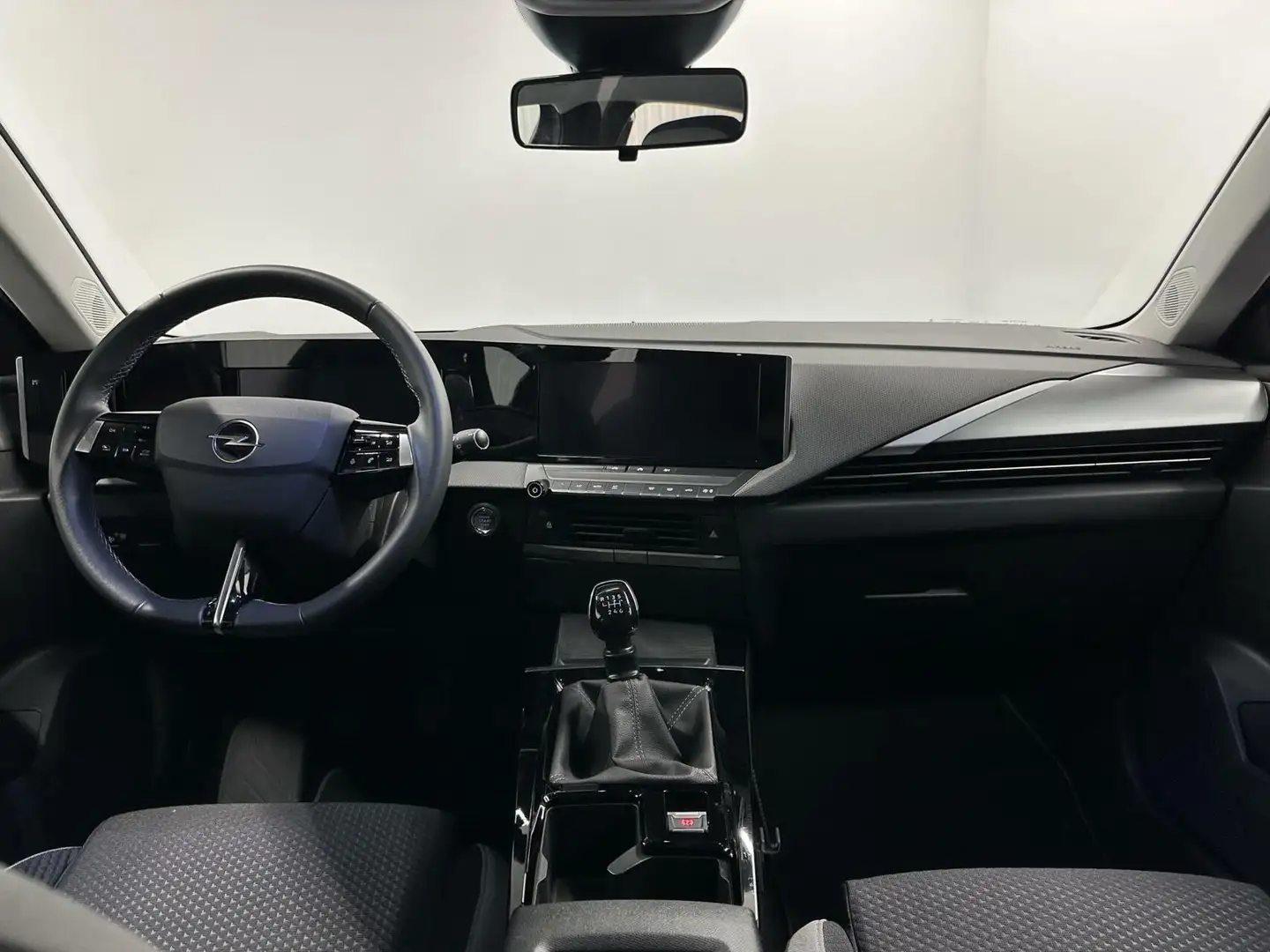 Opel Astra 1.2 Edition CARPLAY CRUISE NAVIGATIE LM Grijs - 2
