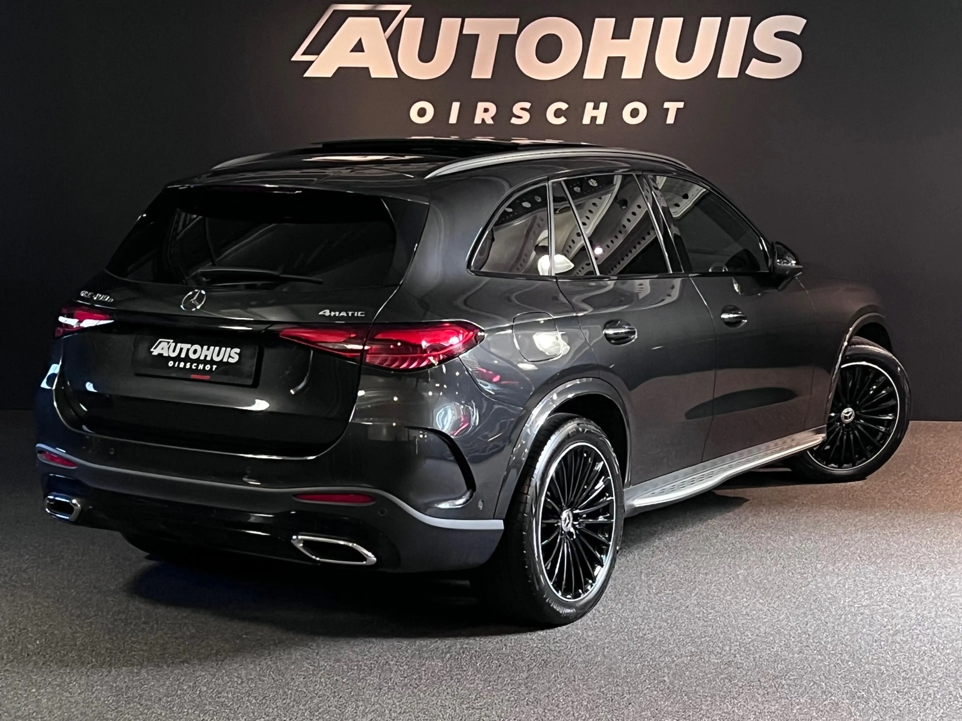 Mercedes-Benz GLC 400 400e 4MATIC AMG Line Pano/Airmatic/Massage/Memorys — photo 2