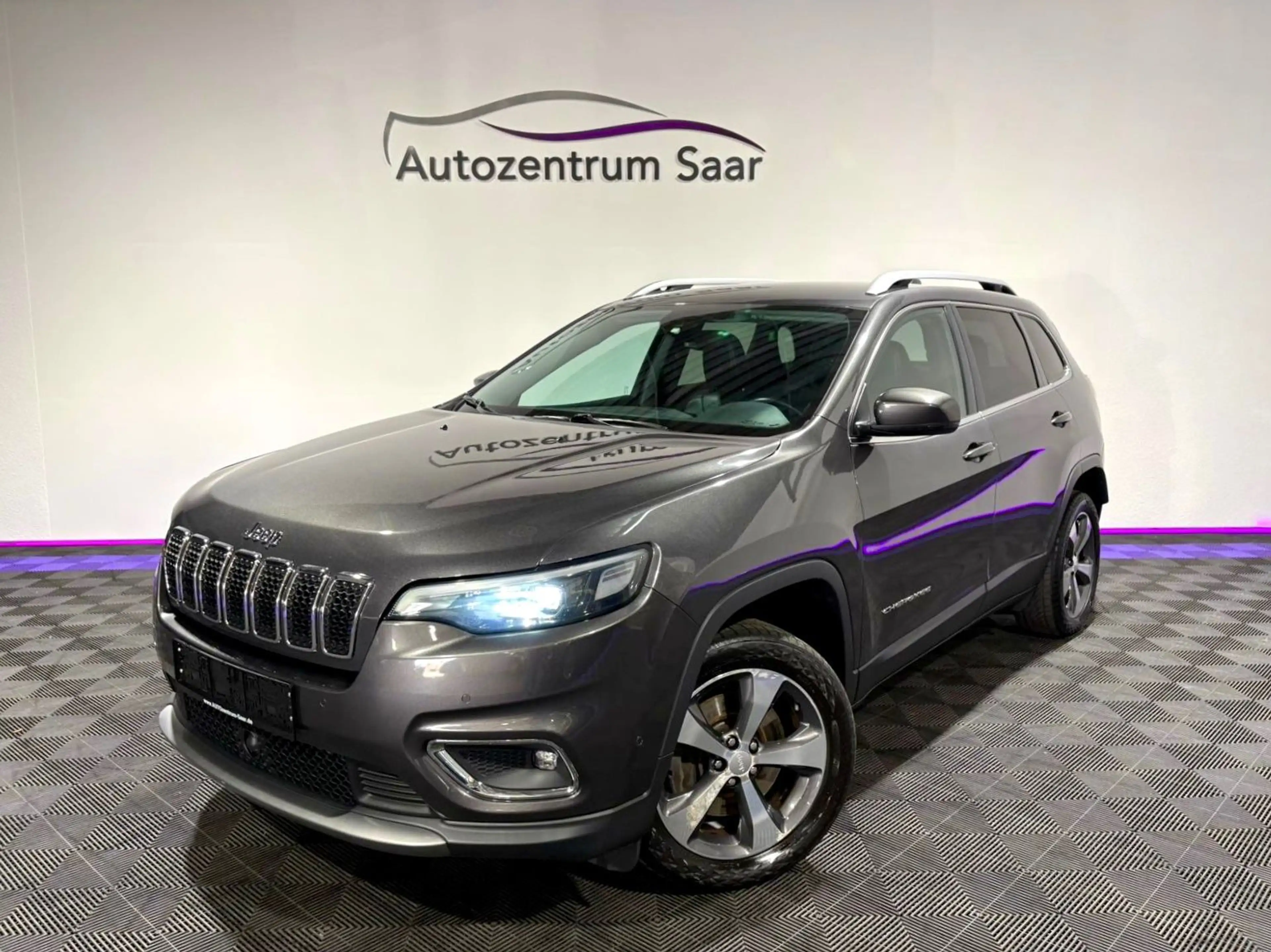 Jeep Cherokee Limited 4WD Leder Automatik Navi Xenon — photo 3