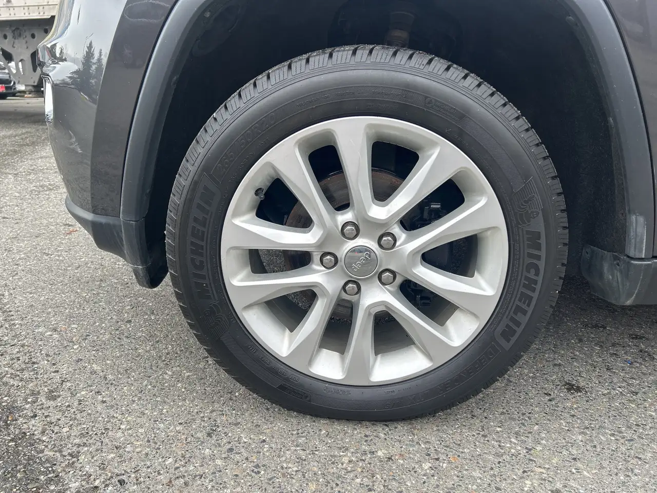 Jeep Grand Cherokee снимка Jeep Grand Cherokee