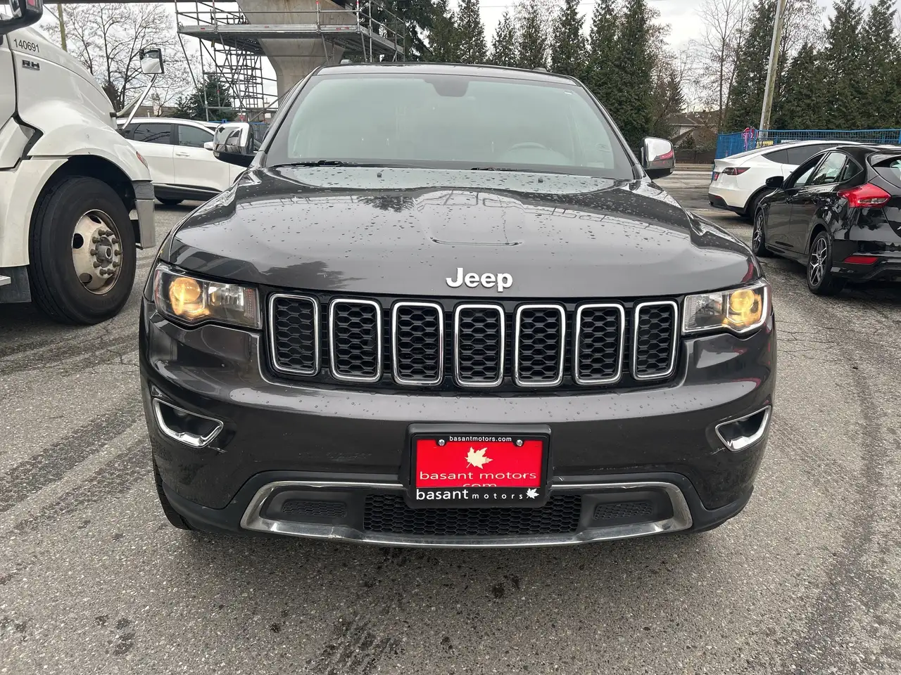 Jeep Grand Cherokee снимка Jeep Grand Cherokee