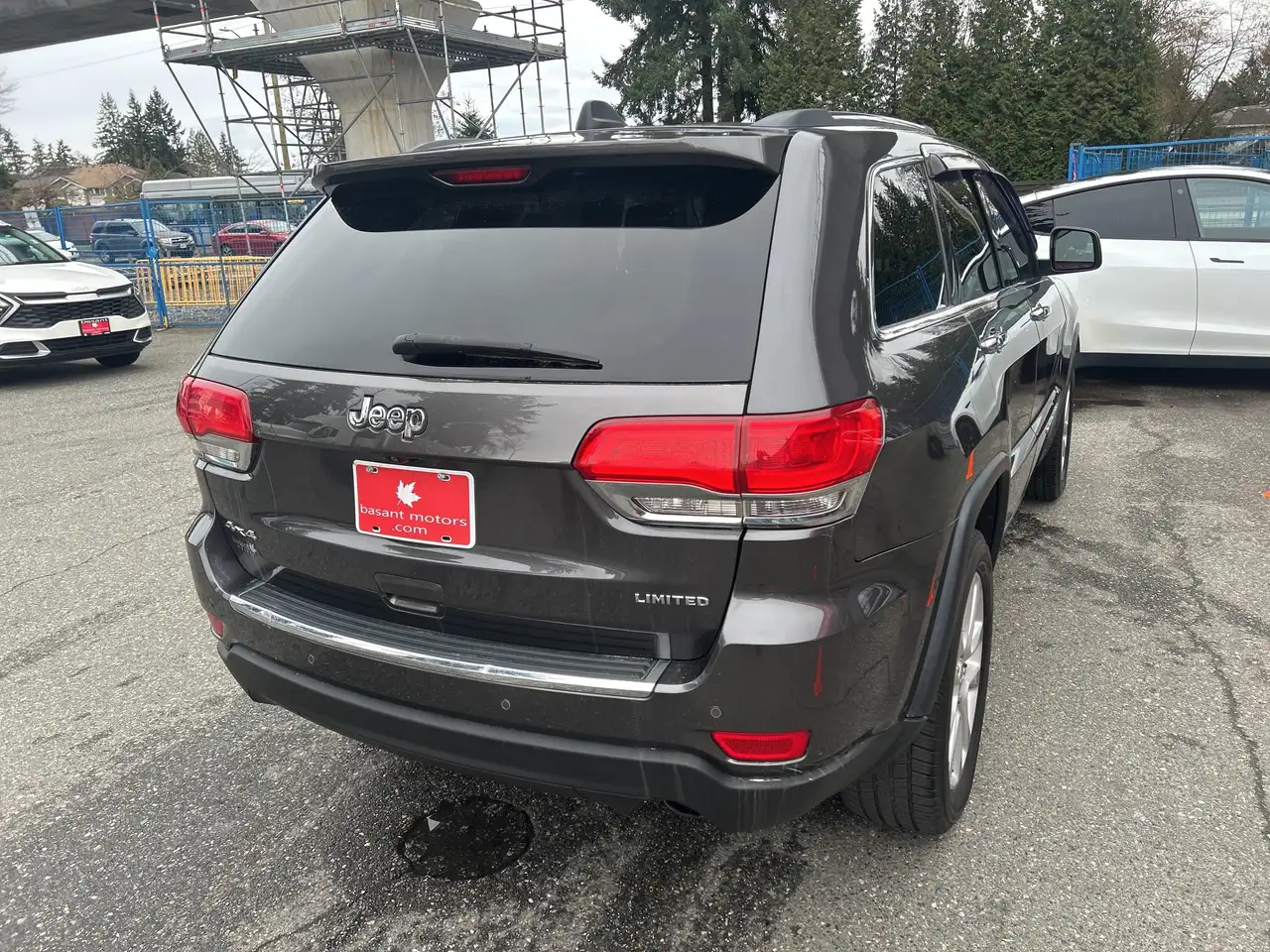 Jeep Grand Cherokee снимка Jeep Grand Cherokee