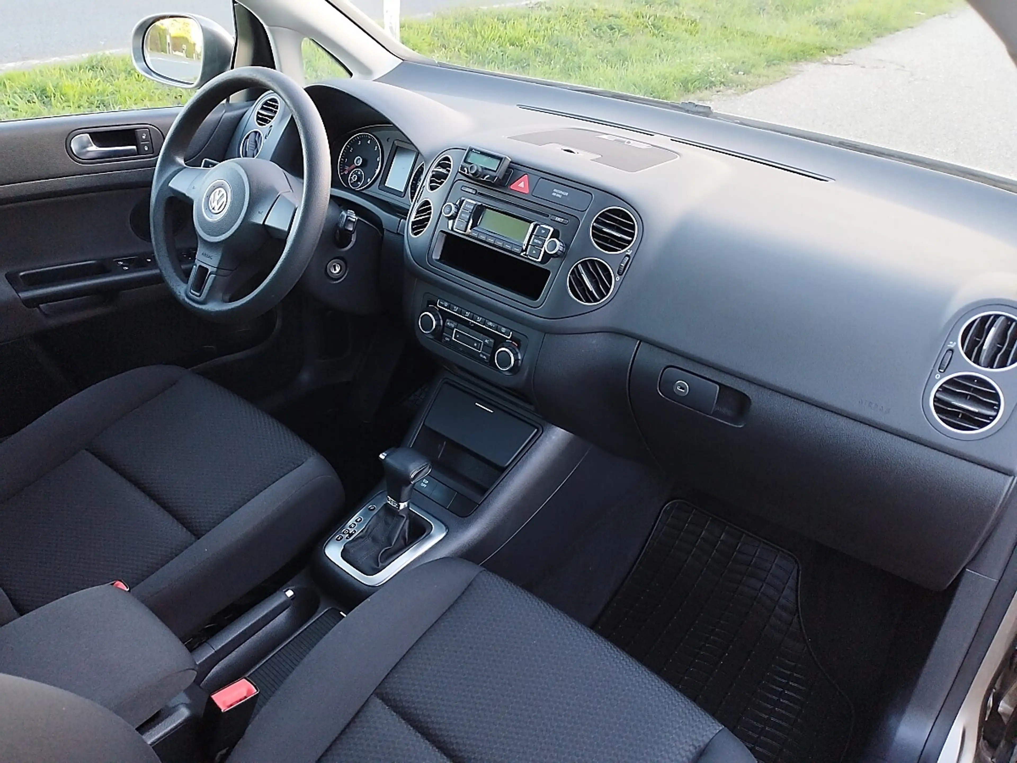 Volkswagen Golf Plus Trendline 1,4 TSI DSG*Automatik*Neues Pickerl*6... — photo 10