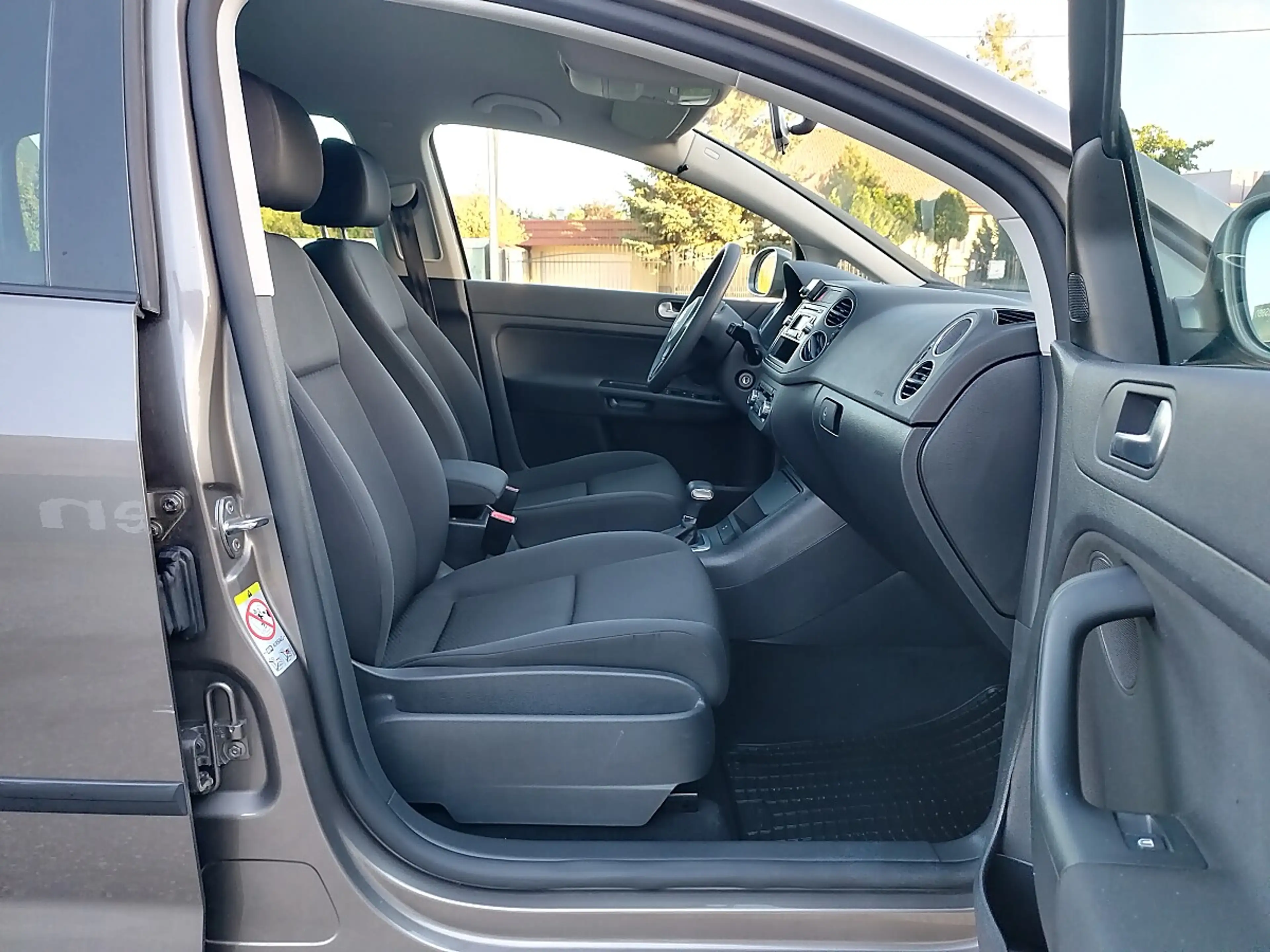 Volkswagen Golf Plus Trendline 1,4 TSI DSG*Automatik*Neues Pickerl*6... — photo 8