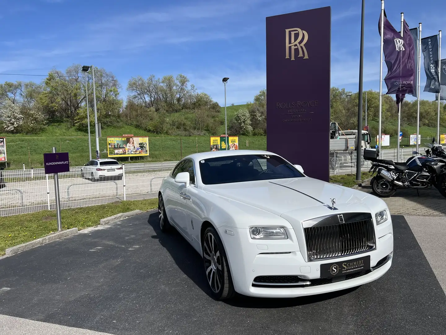 Rolls-Royce Wraith Rolls-Royce Wraith White - 1