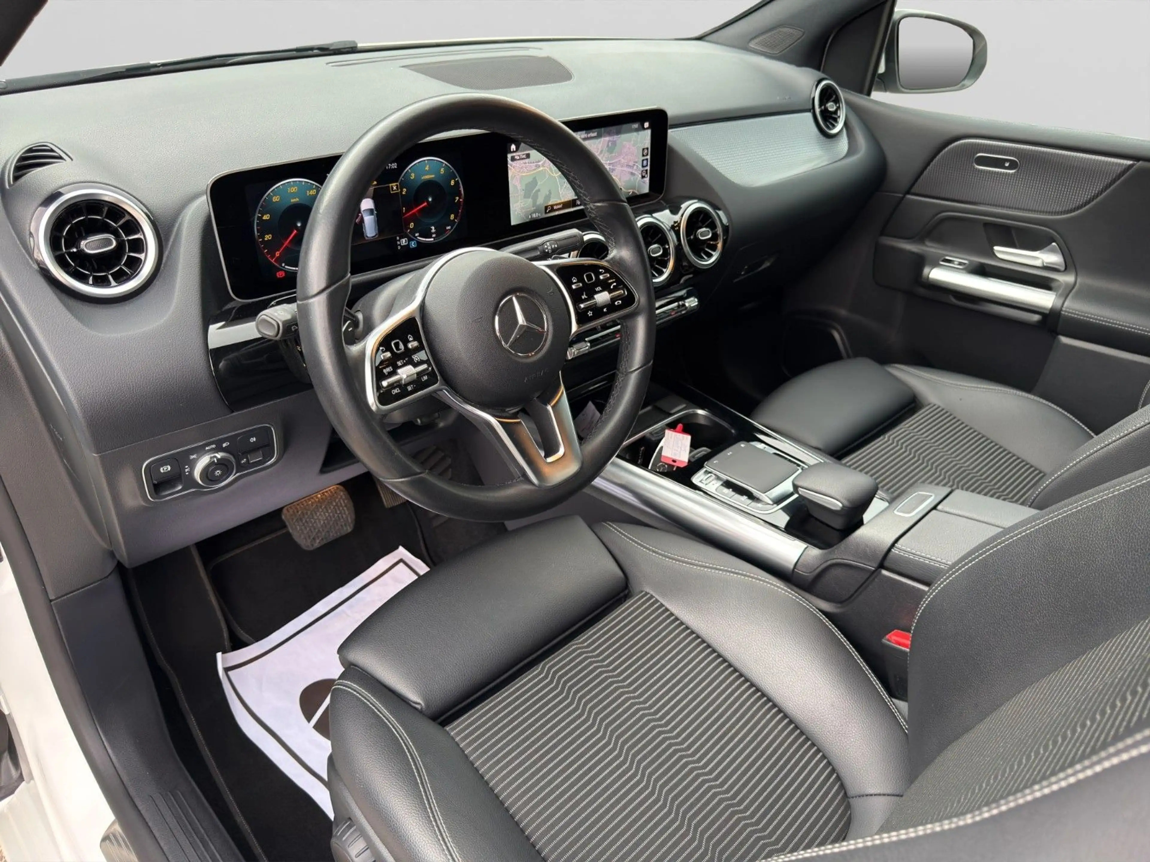 Mercedes-Benz B 220 4Matic - 12 Monate Garantie — photo 11