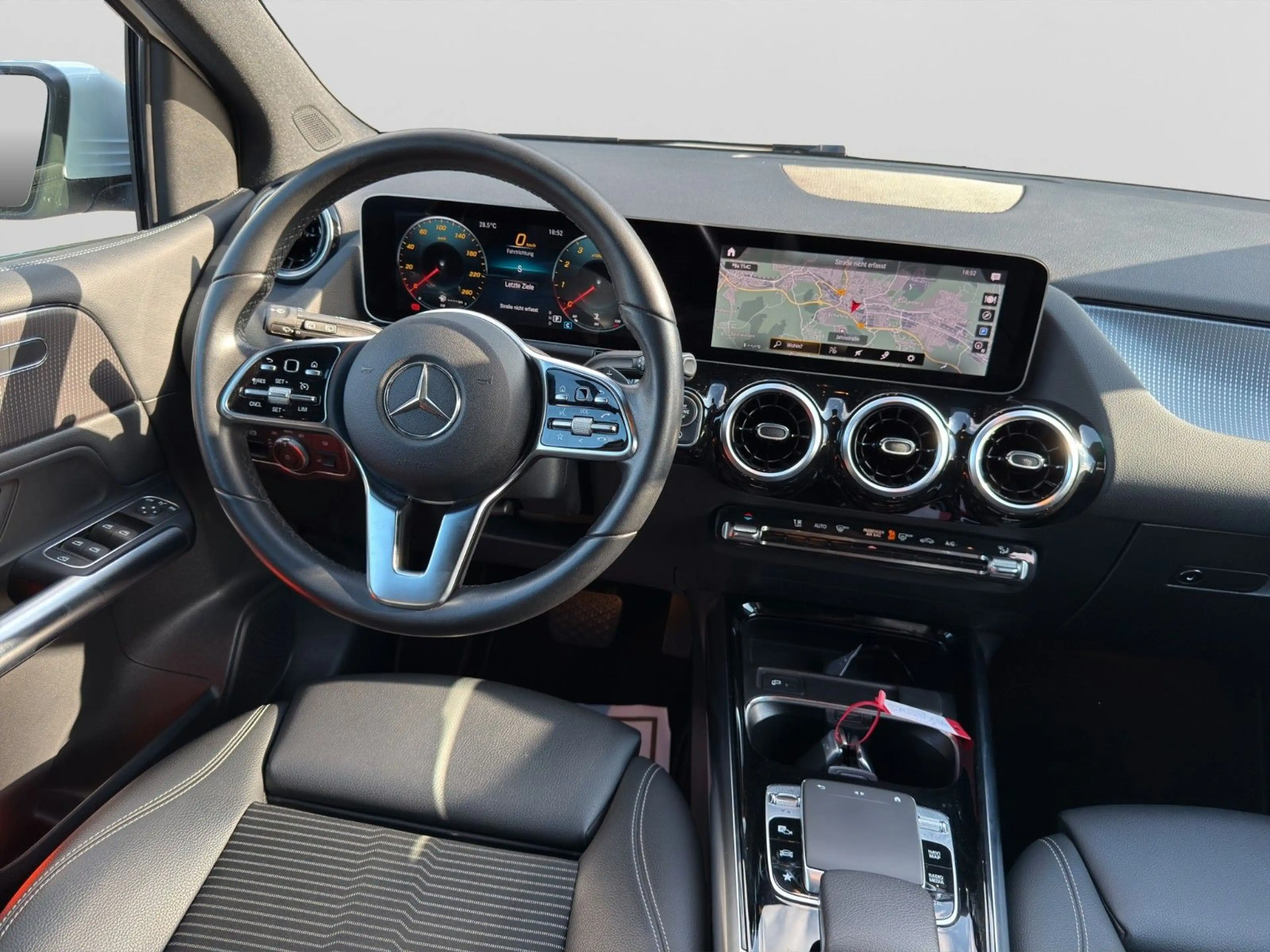 Mercedes-Benz B 220 4Matic - 12 Monate Garantie — photo 16