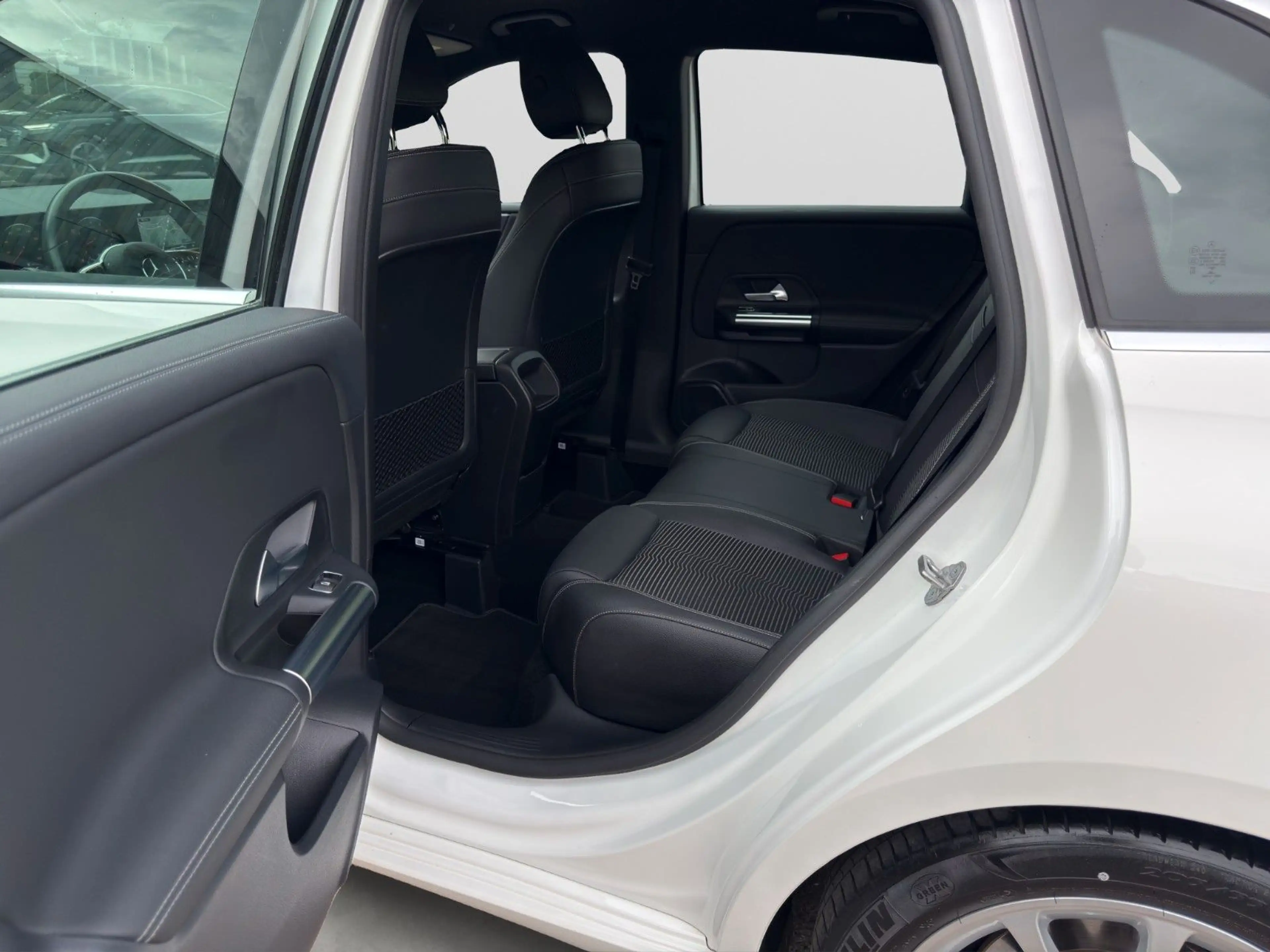 Mercedes-Benz B 220 4Matic - 12 Monate Garantie — photo 12
