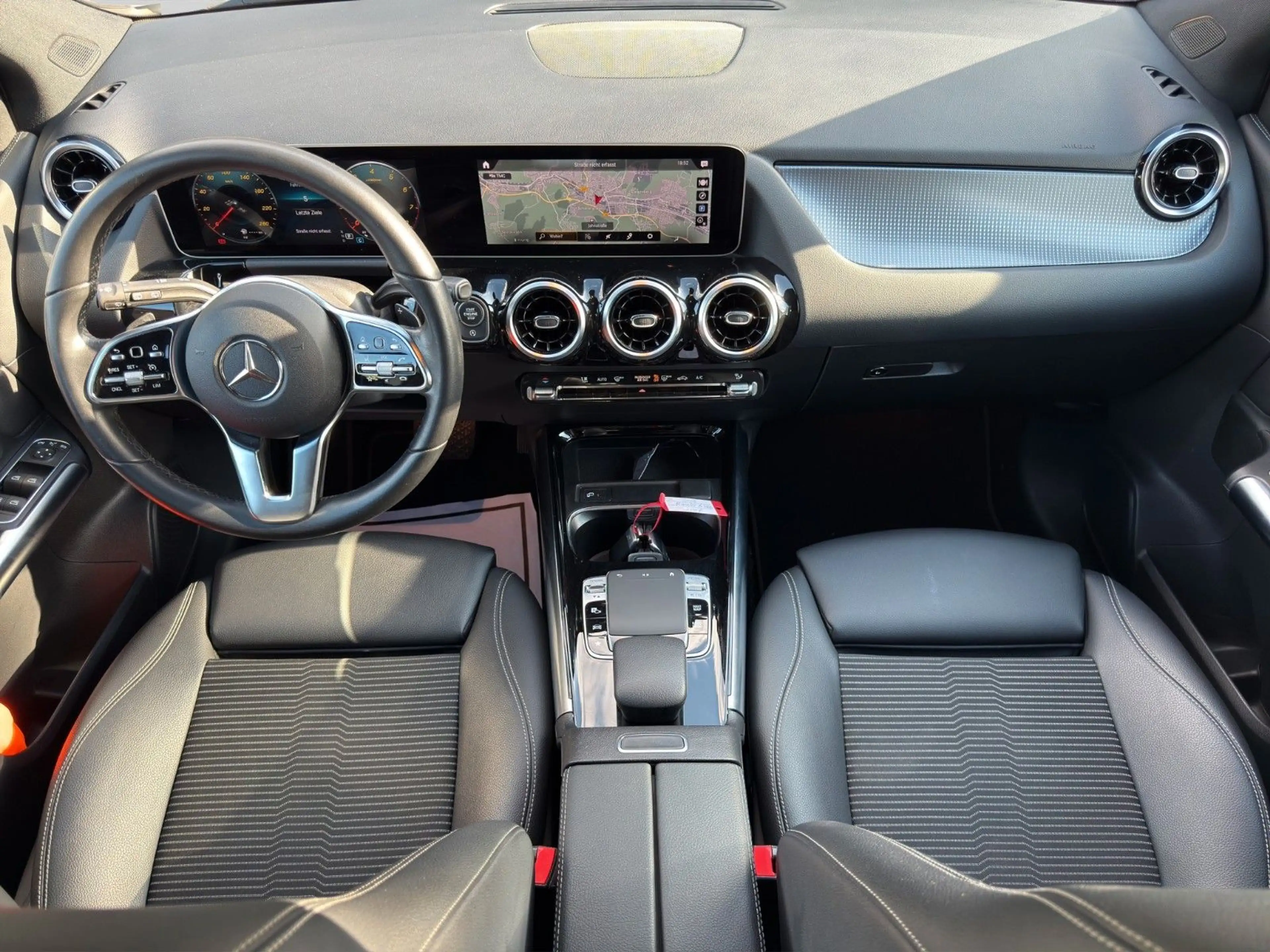 Mercedes-Benz B 220 4Matic - 12 Monate Garantie — photo 15