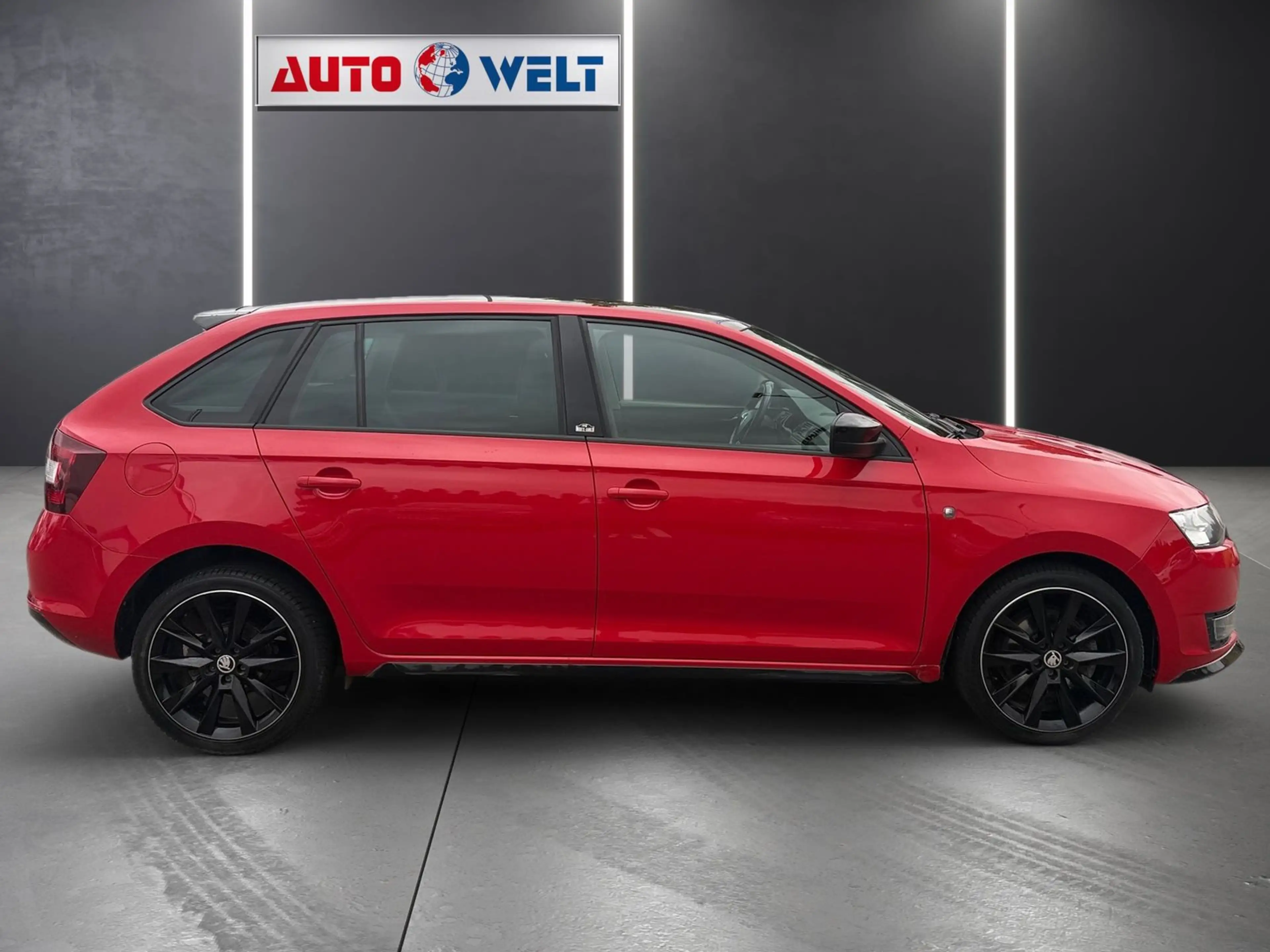 Skoda Rapid/Spaceback Spaceback 1.2 Monte Carlo LED Panorama PDC — photo 3