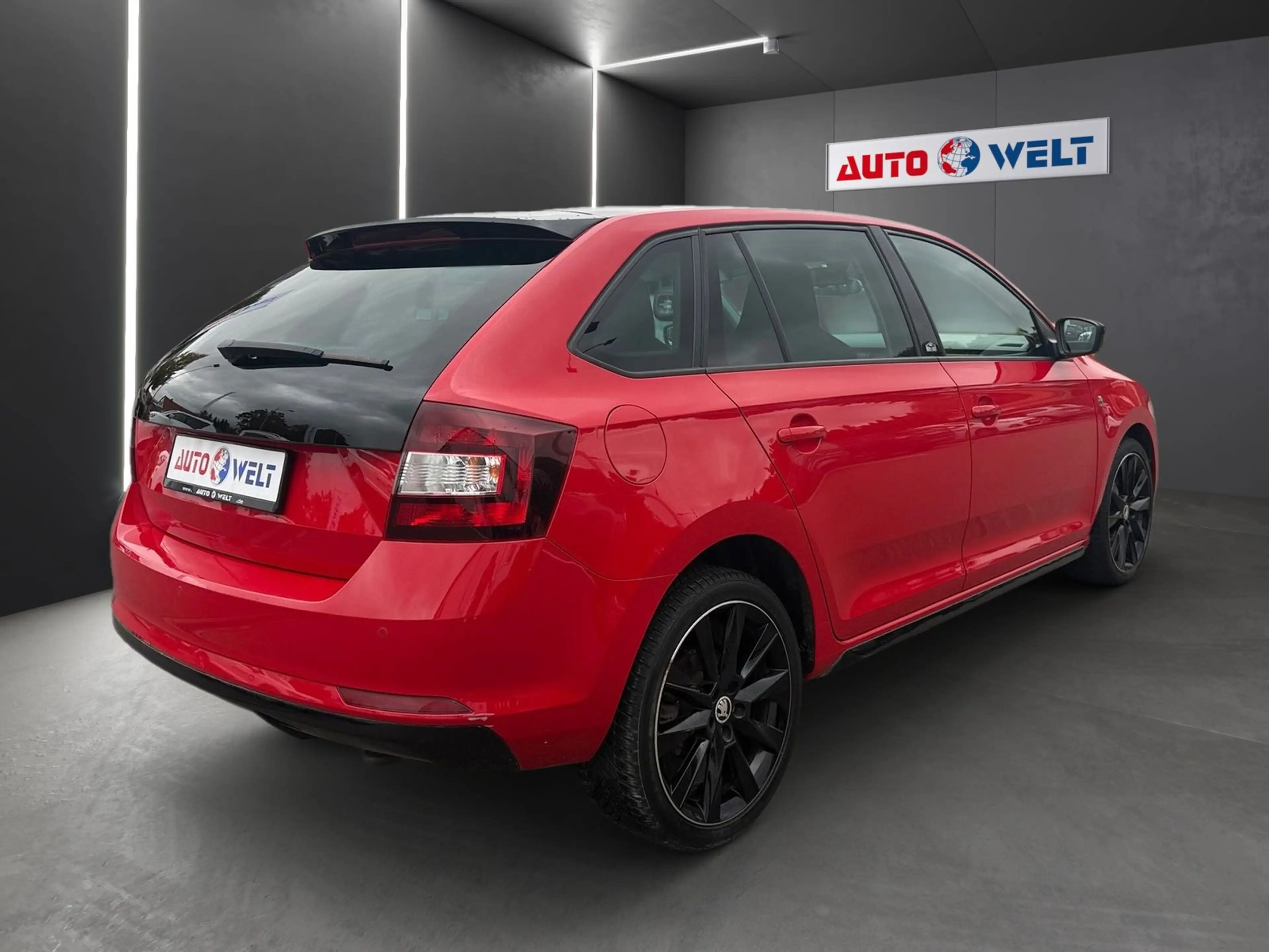 Skoda Rapid/Spaceback Spaceback 1.2 Monte Carlo LED Panorama PDC — photo 4