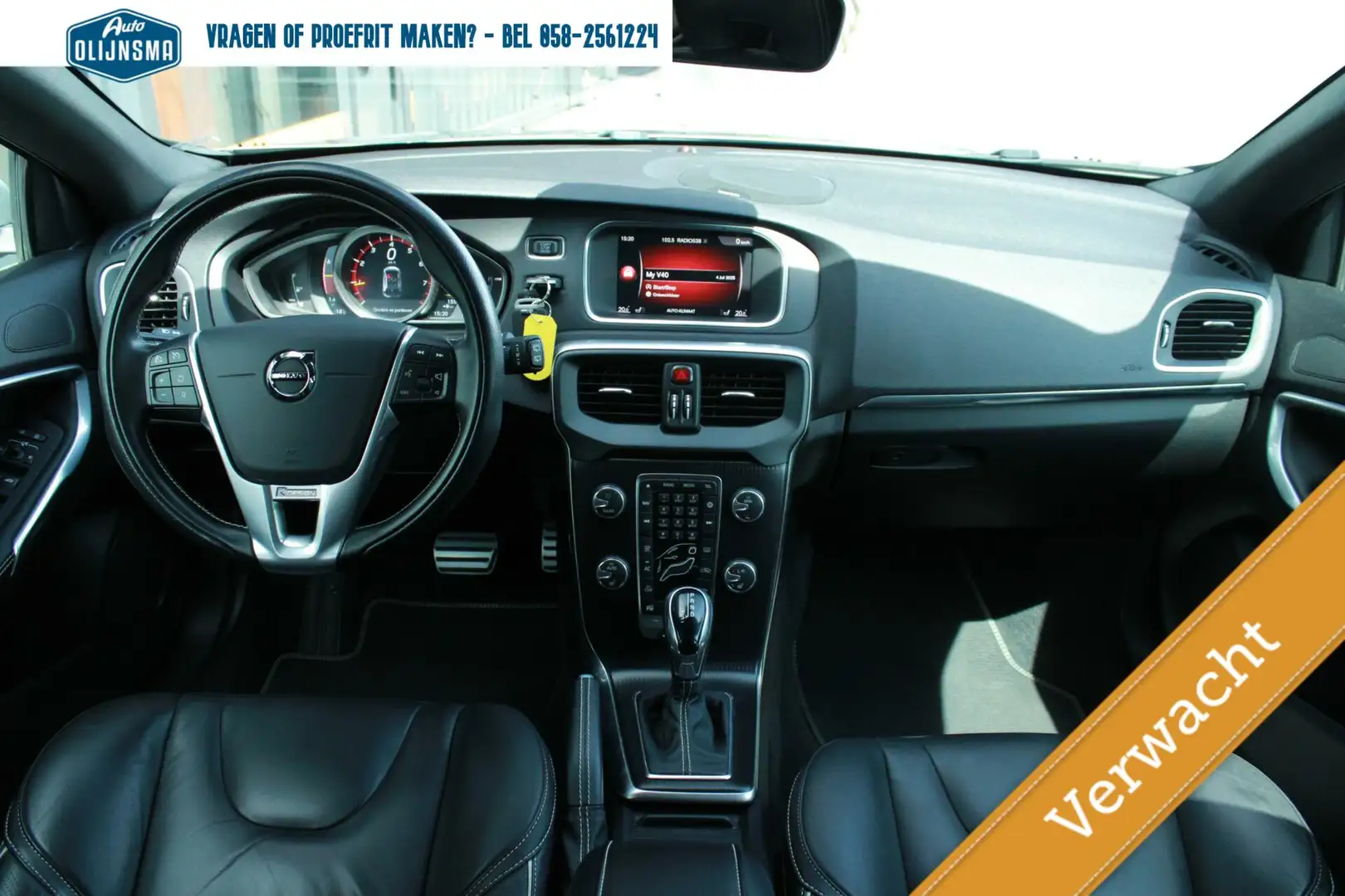 Volvo V40 1.5 T3 Polar+ Sport|Trekhaak|Camera|Stoelverwarmin Grey - 2