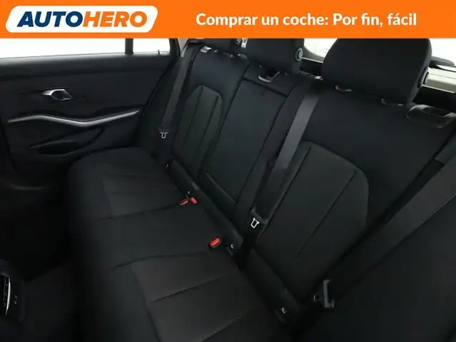 BMW 5 Series view 15