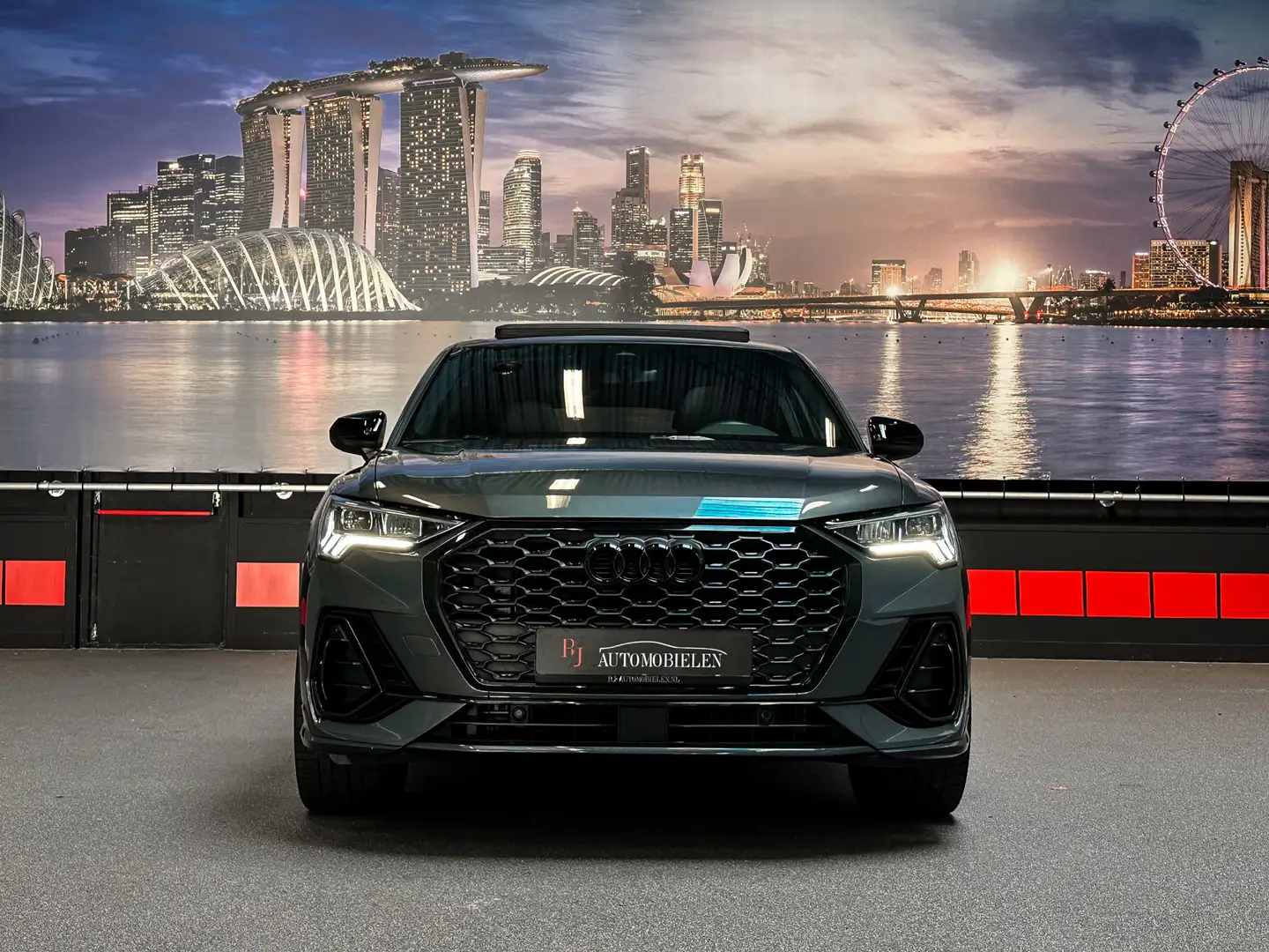 Audi Q3 Sportback 35 TFSI 3x-S-Line |Panorama|Sfeerverlich Gris - 2