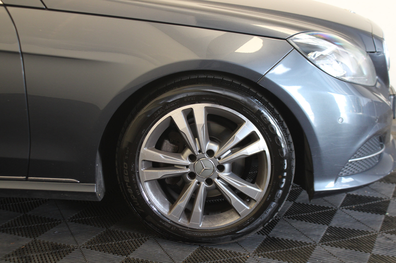 Mercedes-Benz E 200 Estate CDI Ambition Avantgarde — photo 8