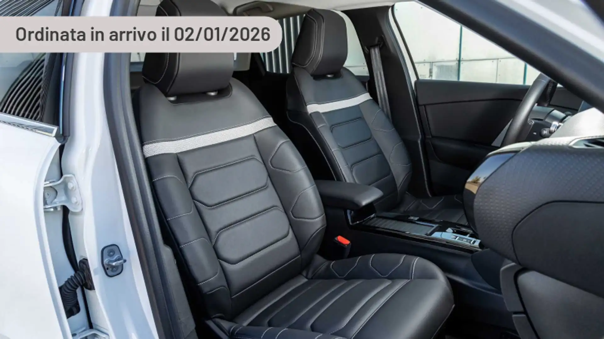 Citroen E-C4 X motore elettrico 156 CV Plus Argento - 1