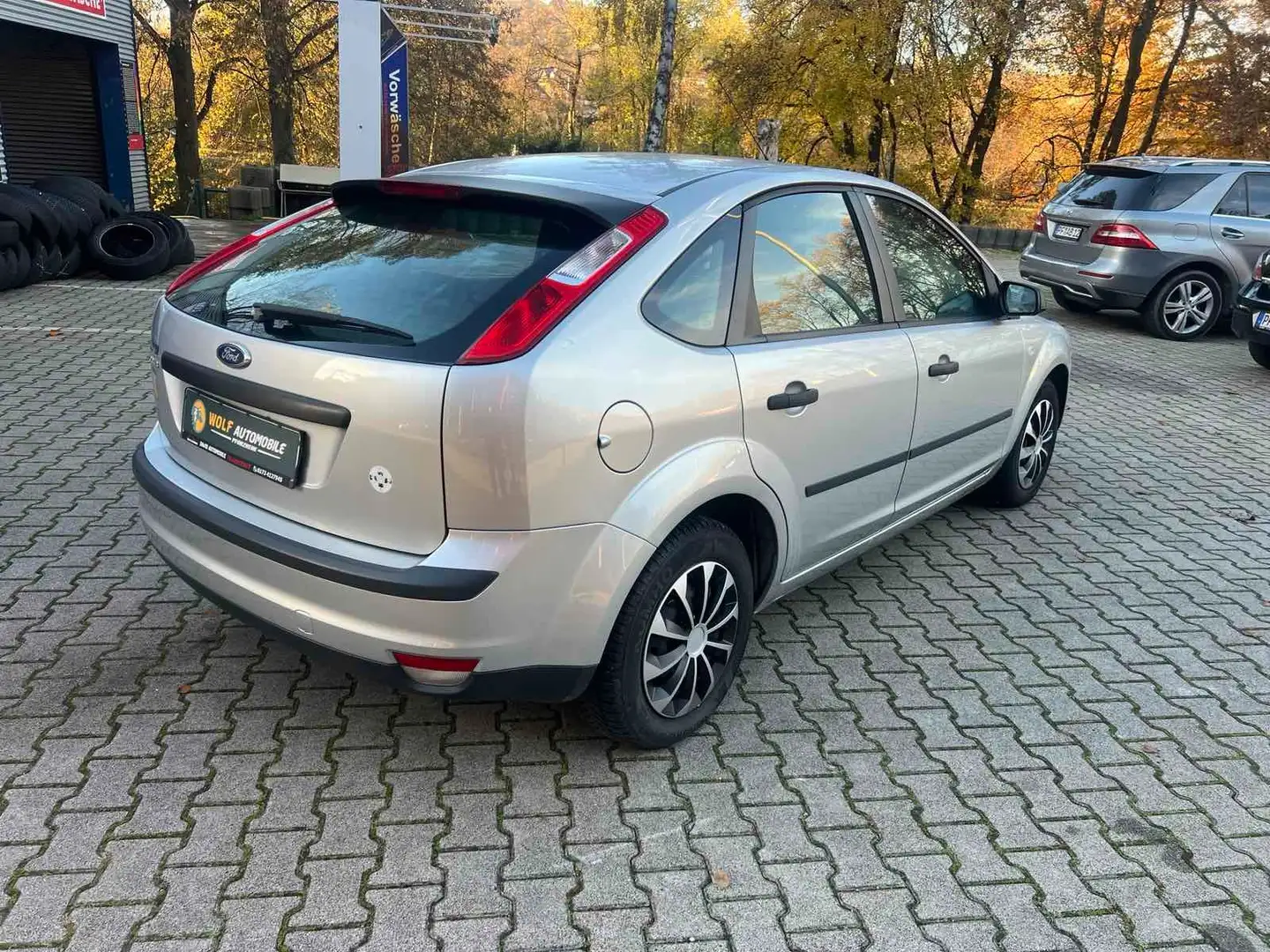 Ford Focus Trend 2 Hand Klima Preis inkl Neu Tüv Plateado - 2