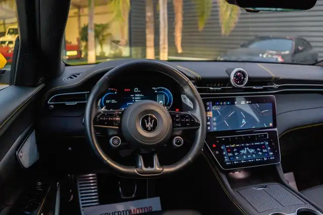 Maserati Grecale view 11
