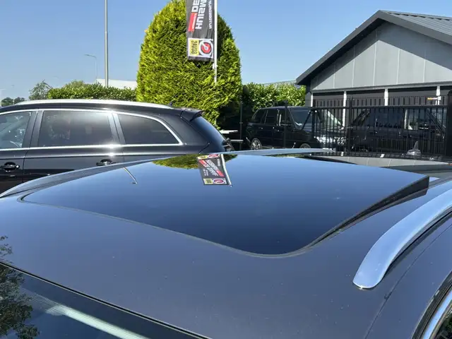 Volkswagen Passat view 8
