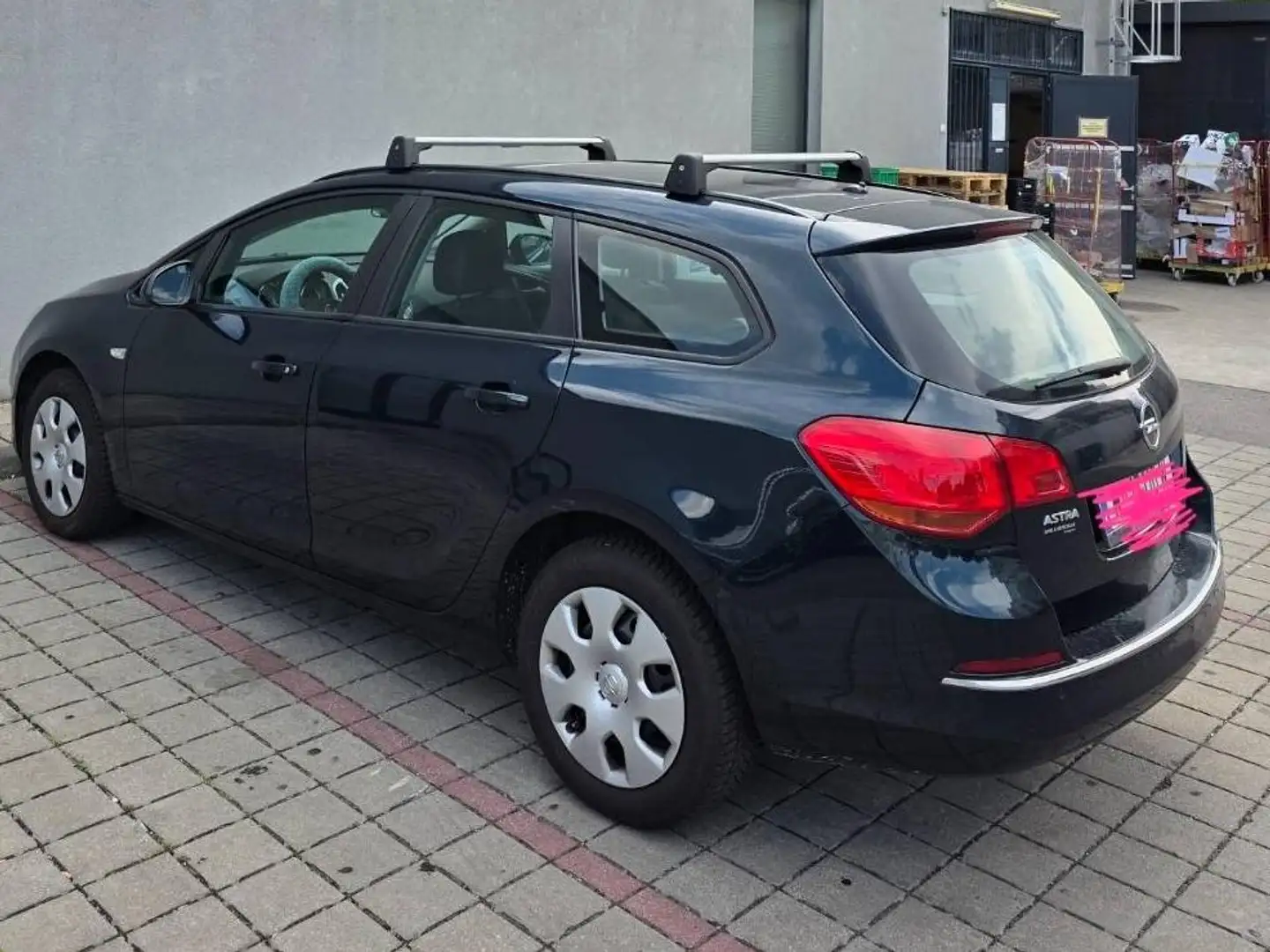 Opel Astra Astra ST 1,4 Ecotec Cosmo Cosmo Grün - 2