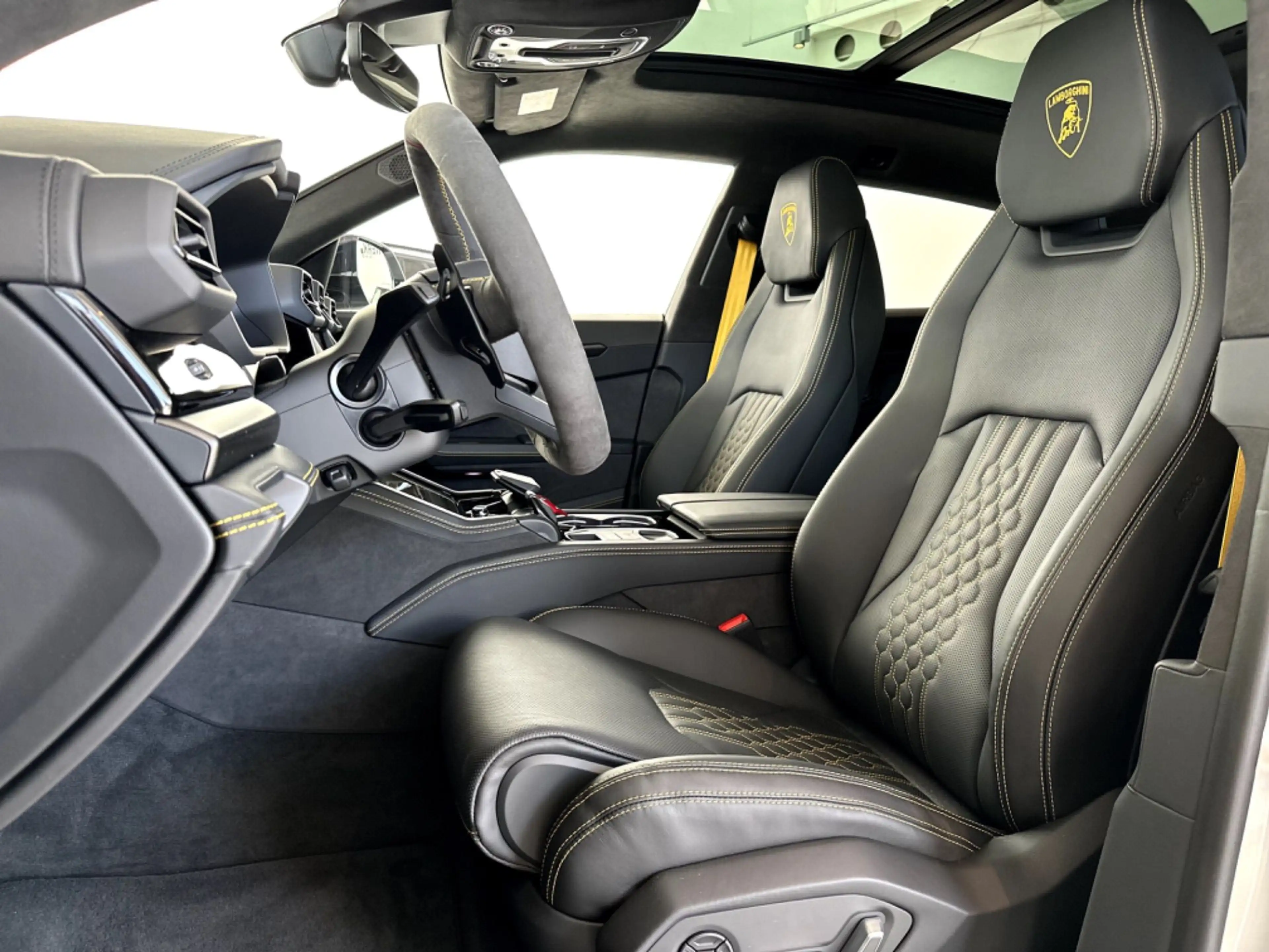 Lamborghini Urus SE *Vollausstattung* *X-Pell* — photo 6
