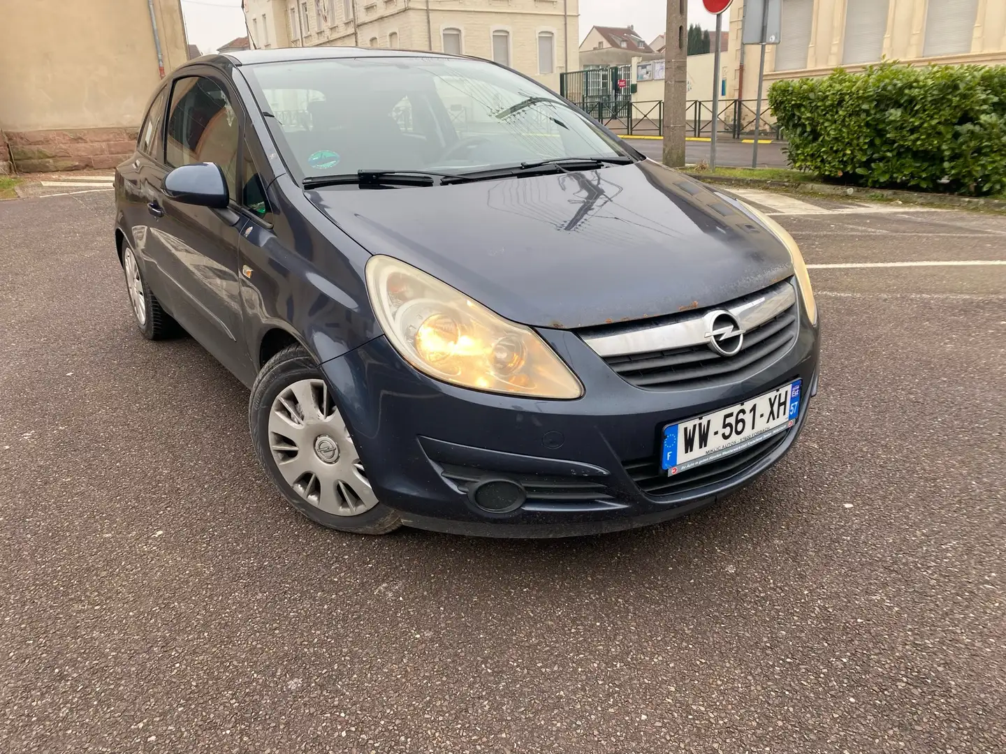 Opel Corsa 1.8 16V Sport - 1