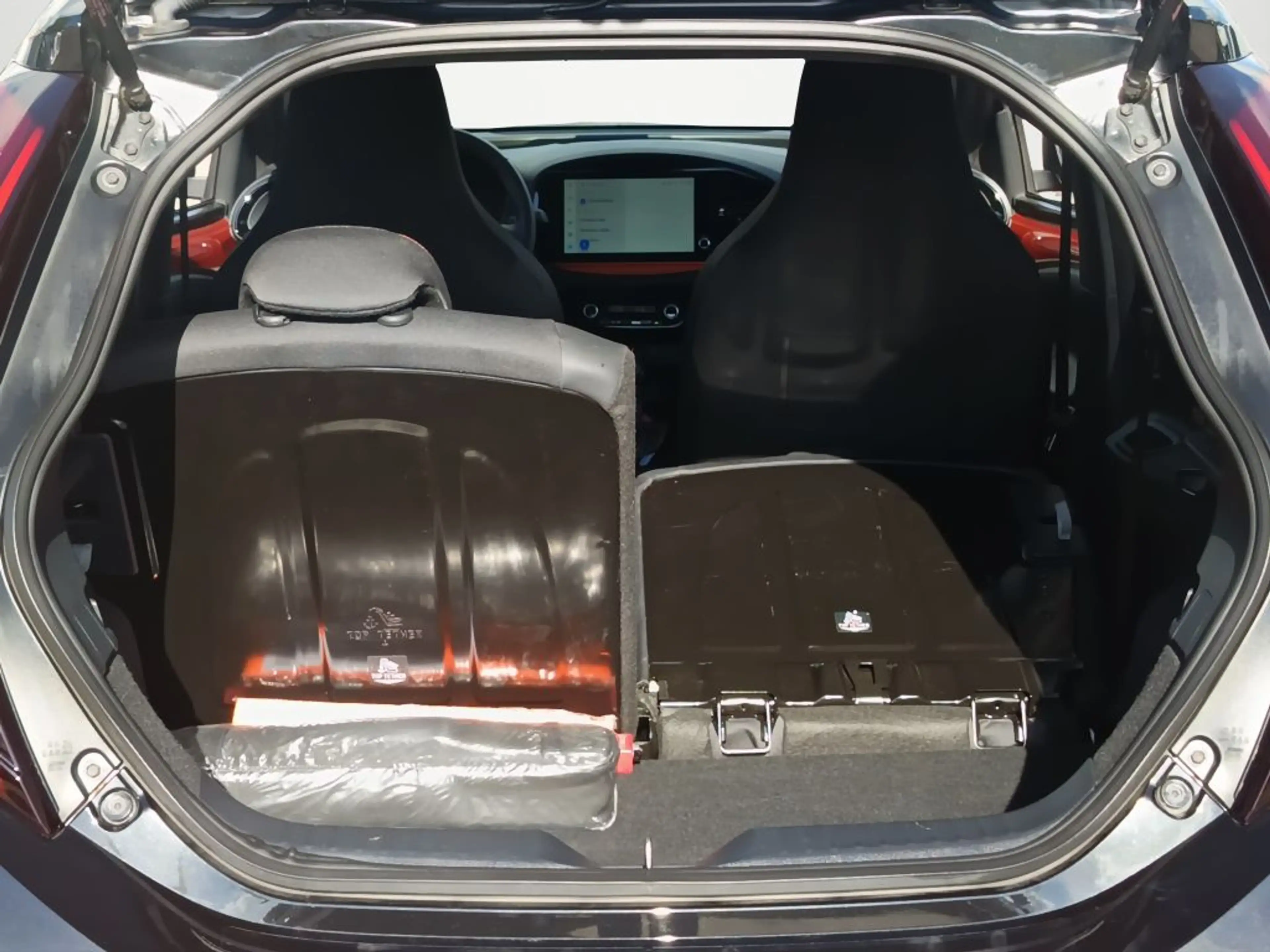 Toyota Aygo X S-CVT Explore Komfort-Paket + JBL — photo 15