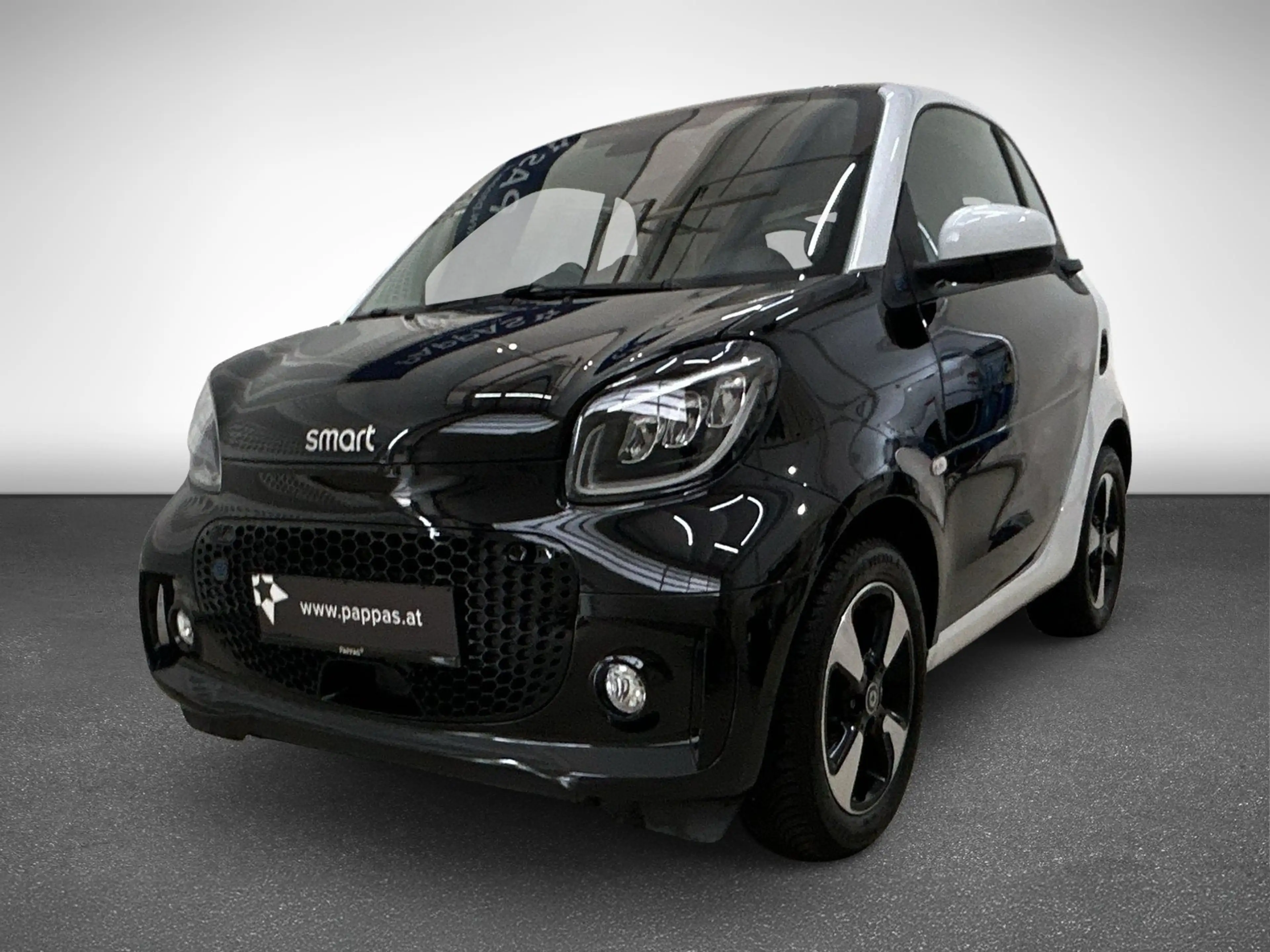 smart forTwo EQ  coupe SHZ — photo 2