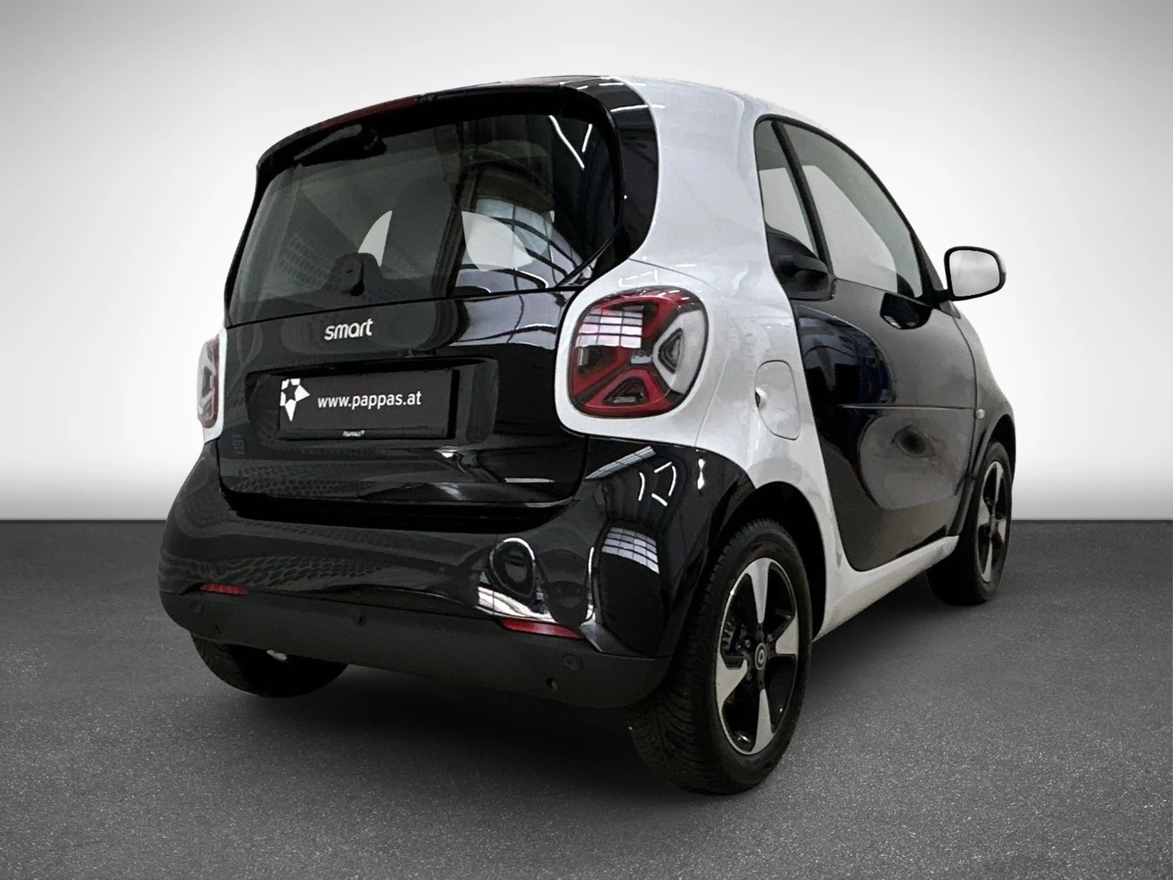 smart forTwo EQ  coupe SHZ — photo 6