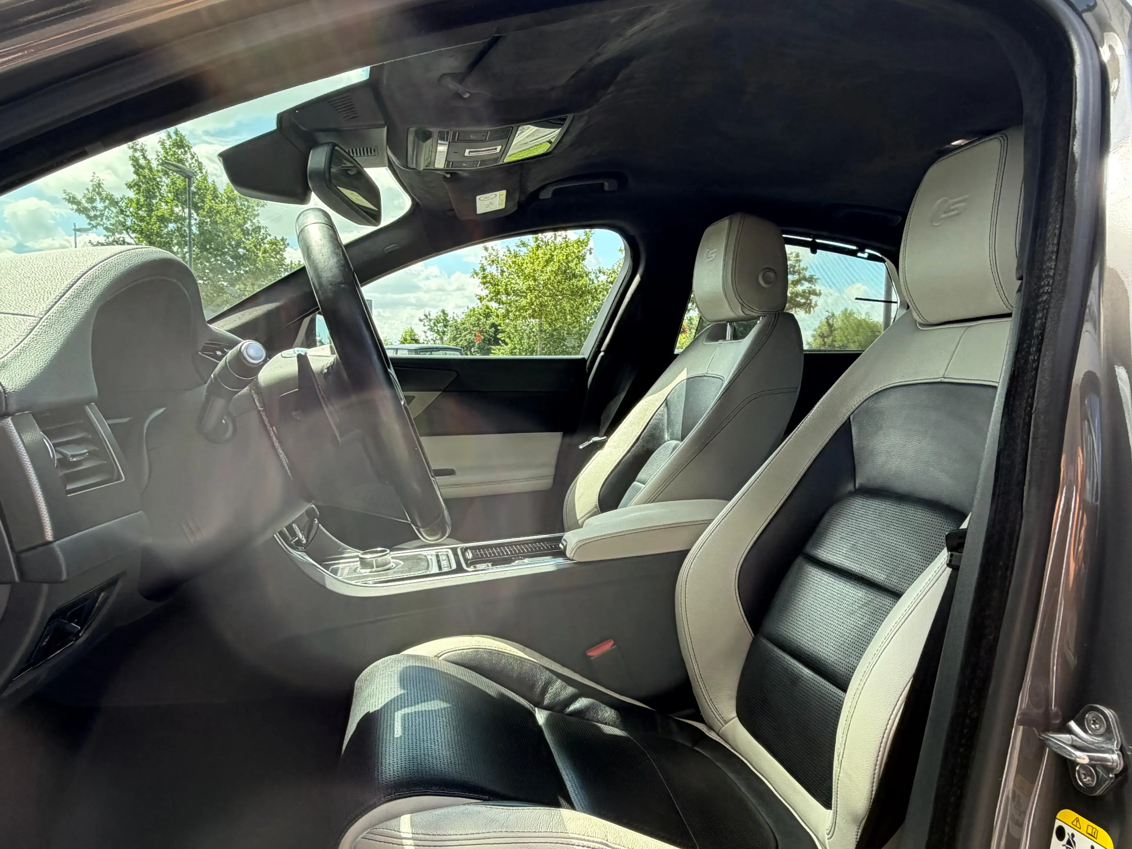 Jaguar XF 3.0 S | Unieke km stand | Zeer compleet | Uitsteke — photo 10