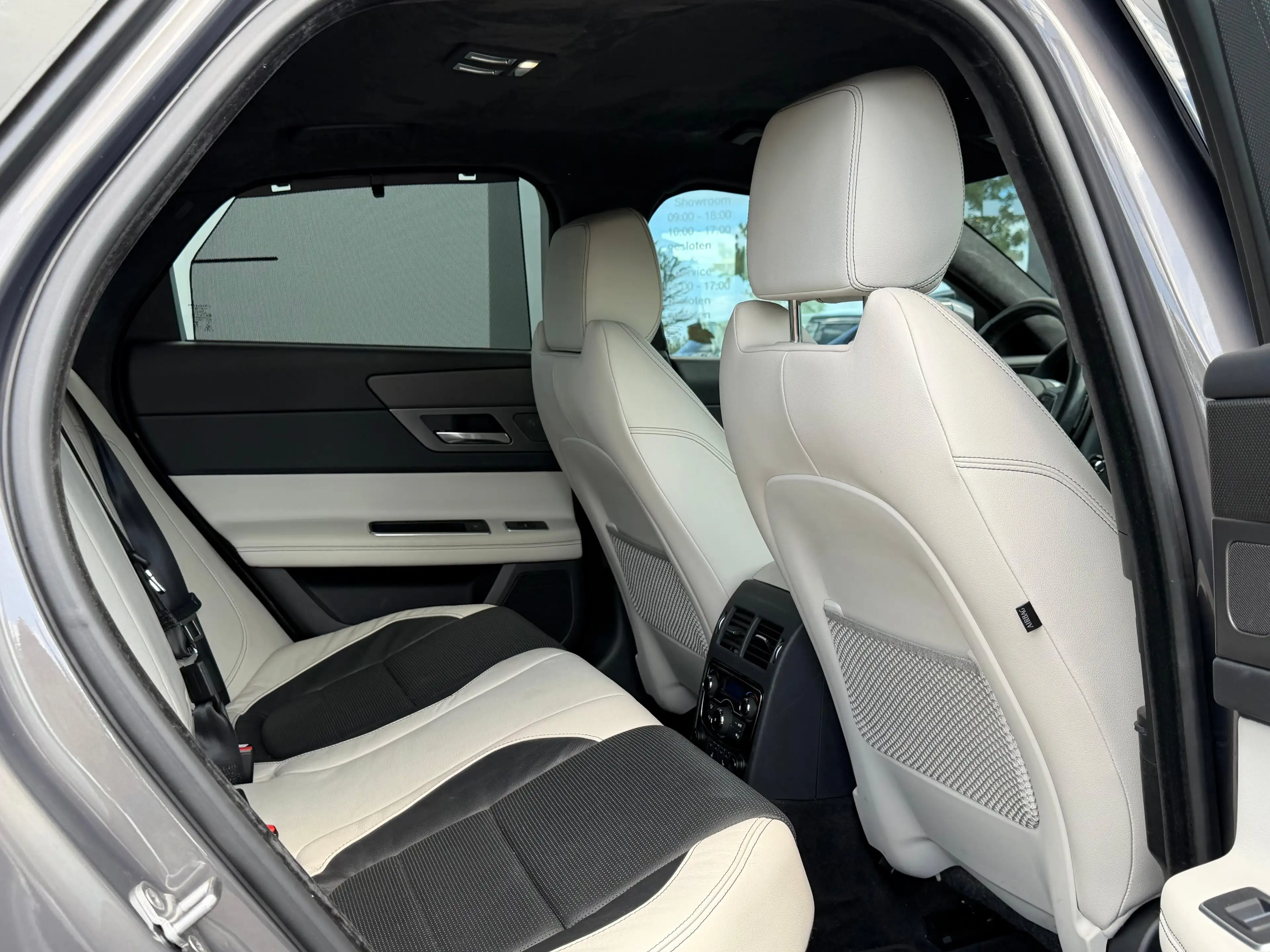Jaguar XF 3.0 S | Unieke km stand | Zeer compleet | Uitsteke — photo 15