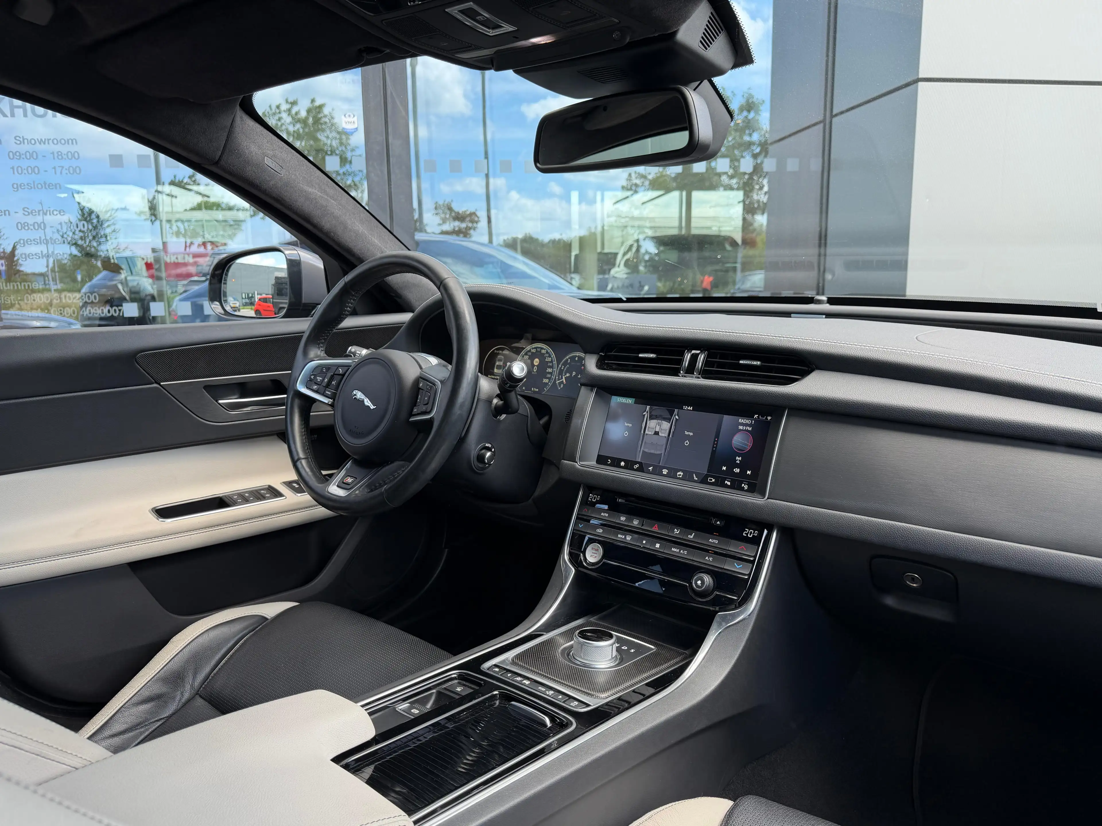 Jaguar XF 3.0 S | Unieke km stand | Zeer compleet | Uitsteke — photo 9