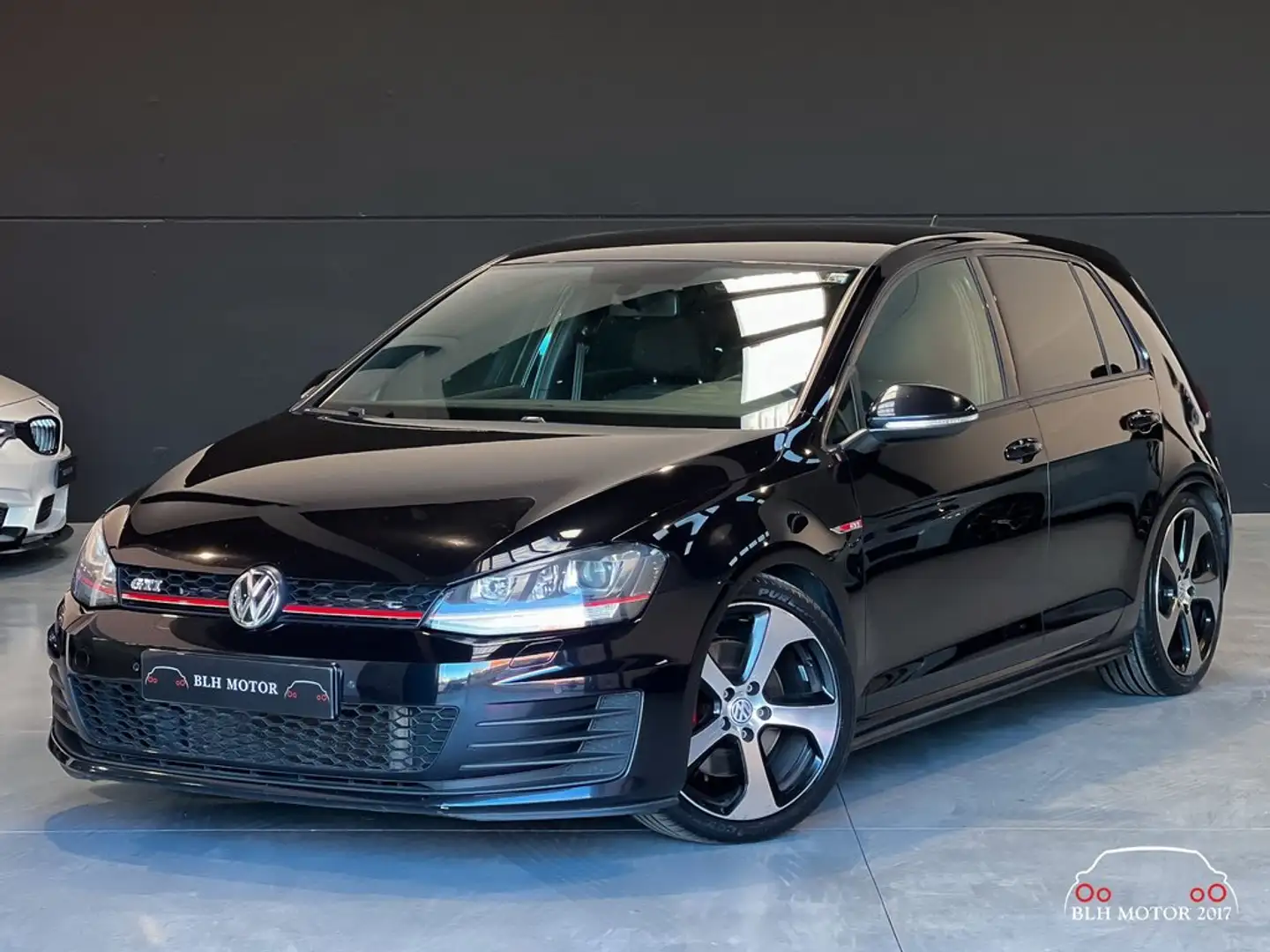 Volkswagen Golf 2.0 TSI 220cv GTI BMT Negro - 1