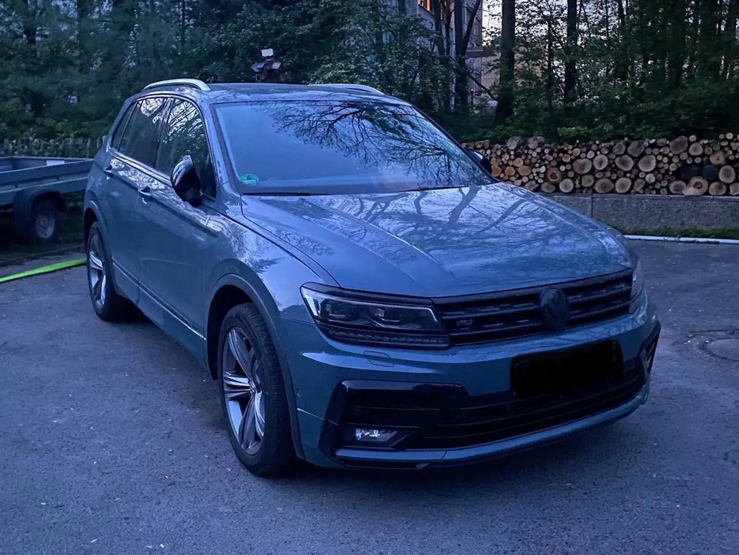 Volkswagen Tiguan Tiguan Diesel 2.0 TDI SCR 4Motion (BlueMotion Tech Blau - 2