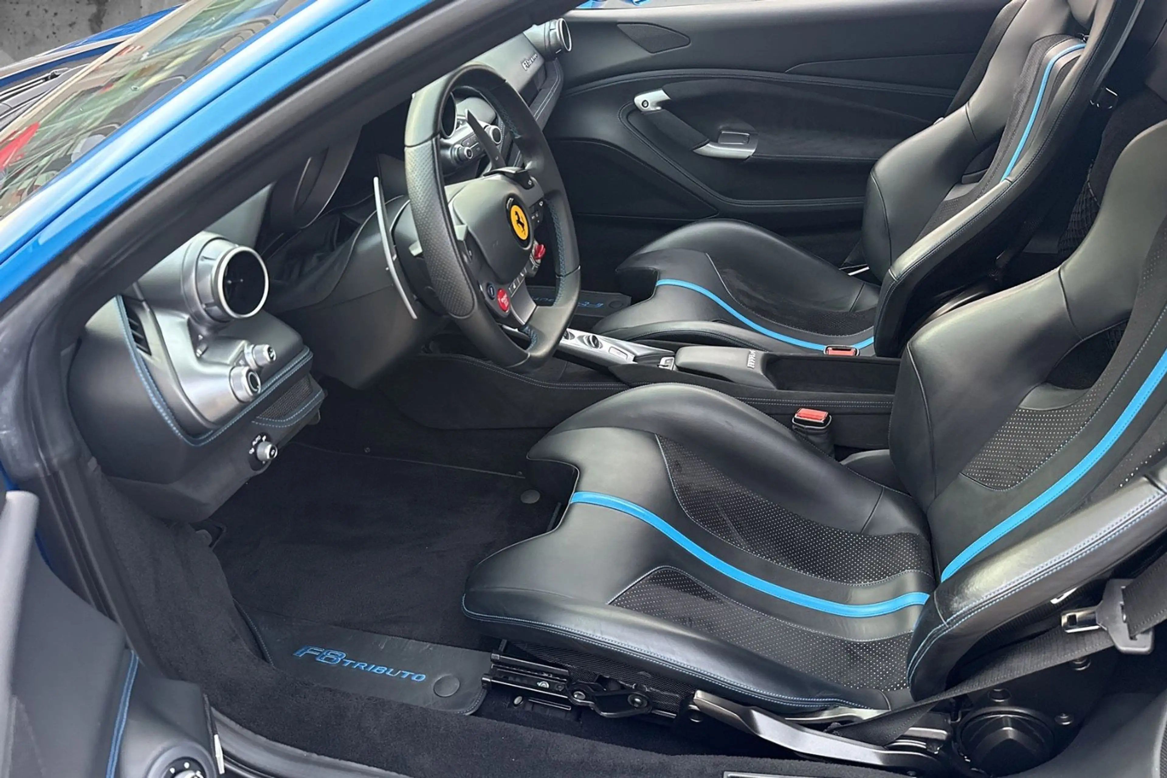 Ferrari F8 Tributo Full Carbon*Racing Seats*Lift*JBL — photo 10