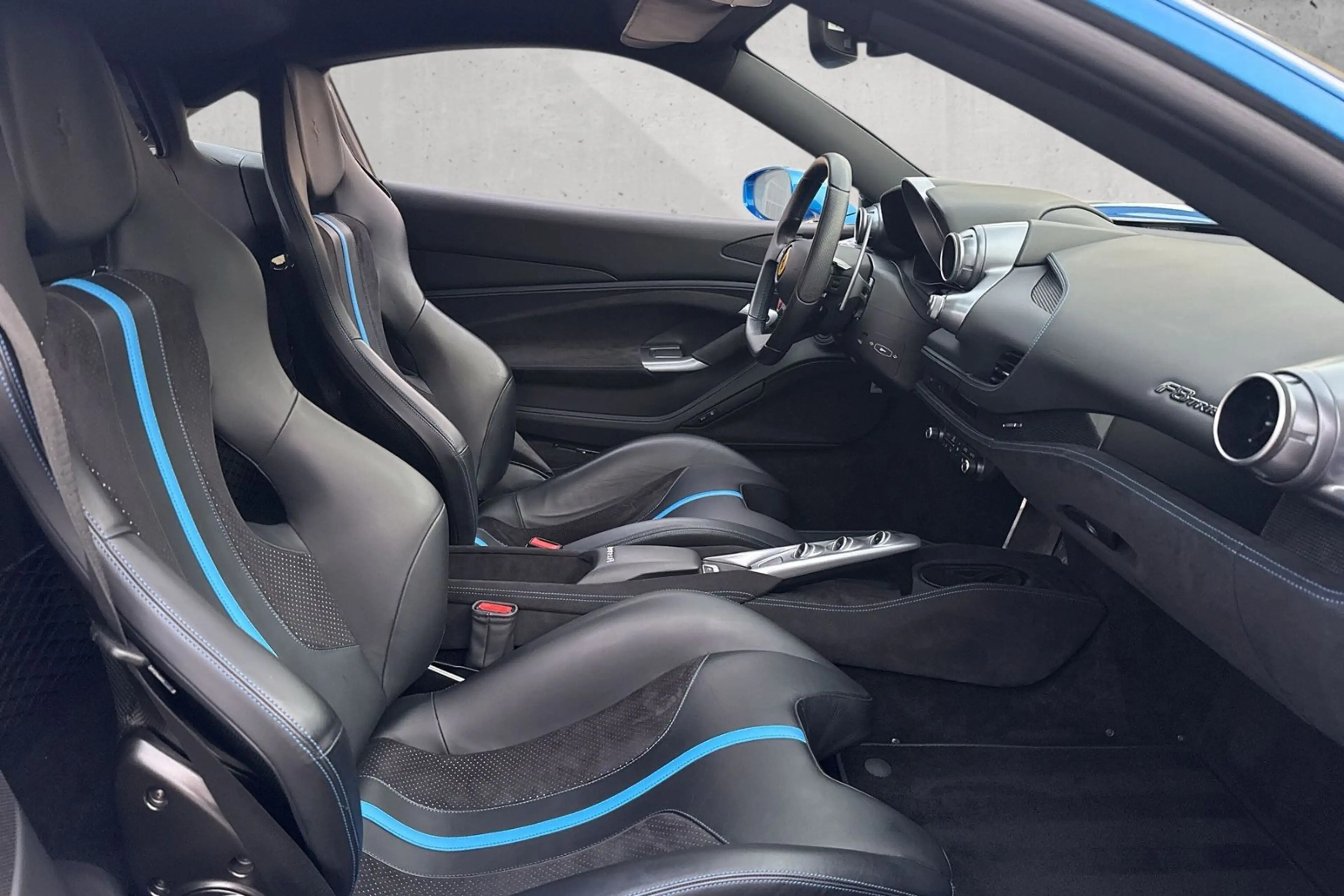 Ferrari F8 Tributo Full Carbon*Racing Seats*Lift*JBL — photo 15