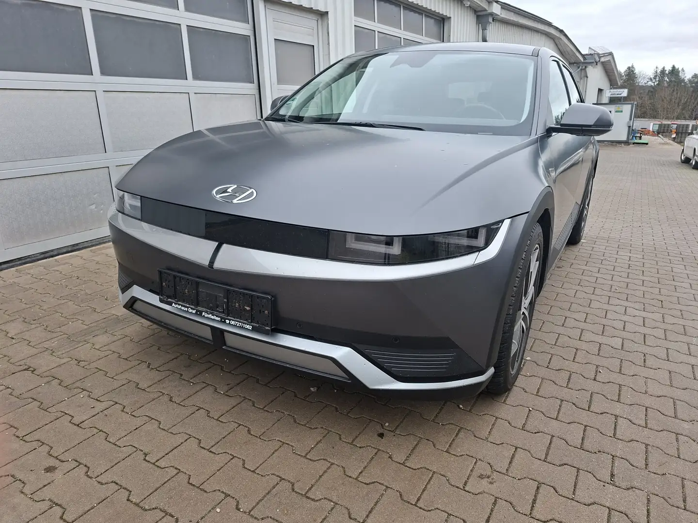 Hyundai IONIQ 5 Techniq Elektro Grau - 1