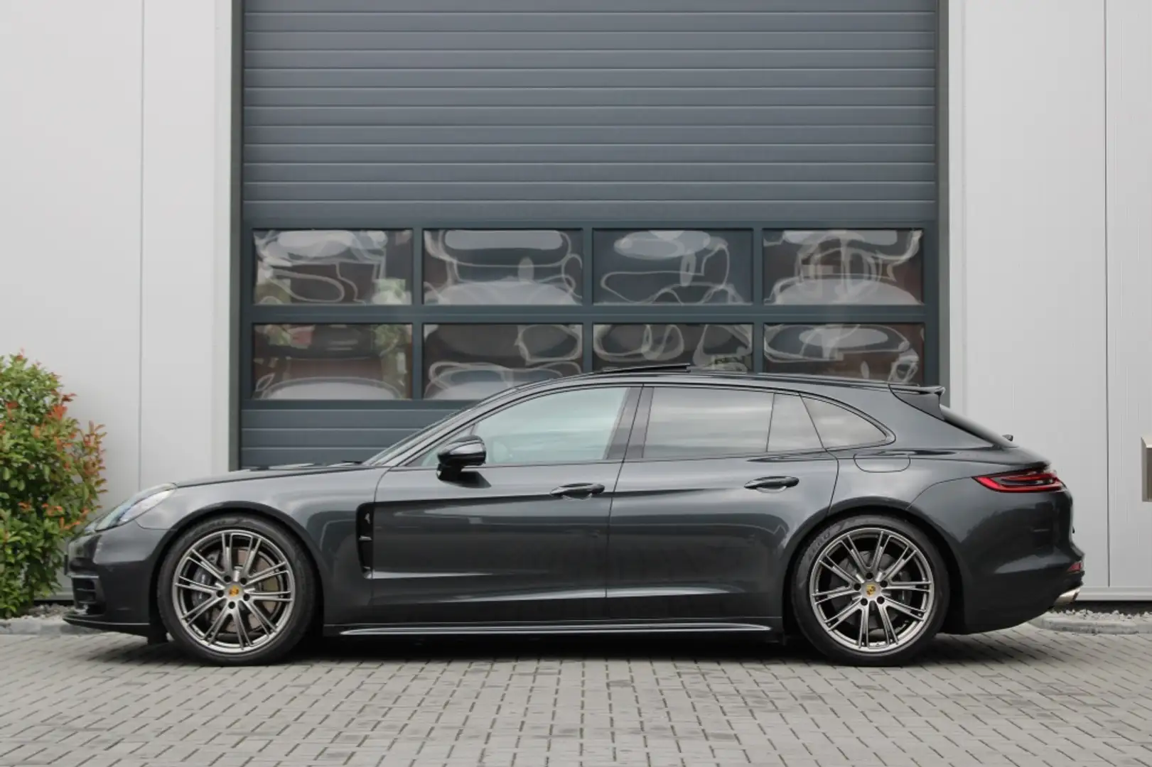 Porsche Panamera Sport Turismo | NL Auto | 2.9 4 E-Hybrid Grijs - 2