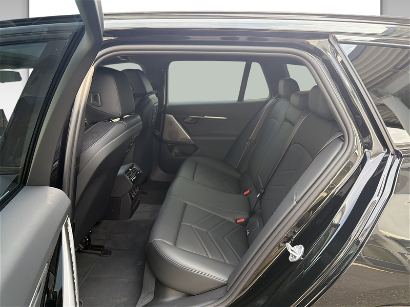 BMW 550 e xDrive M Sportpaket I M Sport Pro I Driving Ass. — photo 11